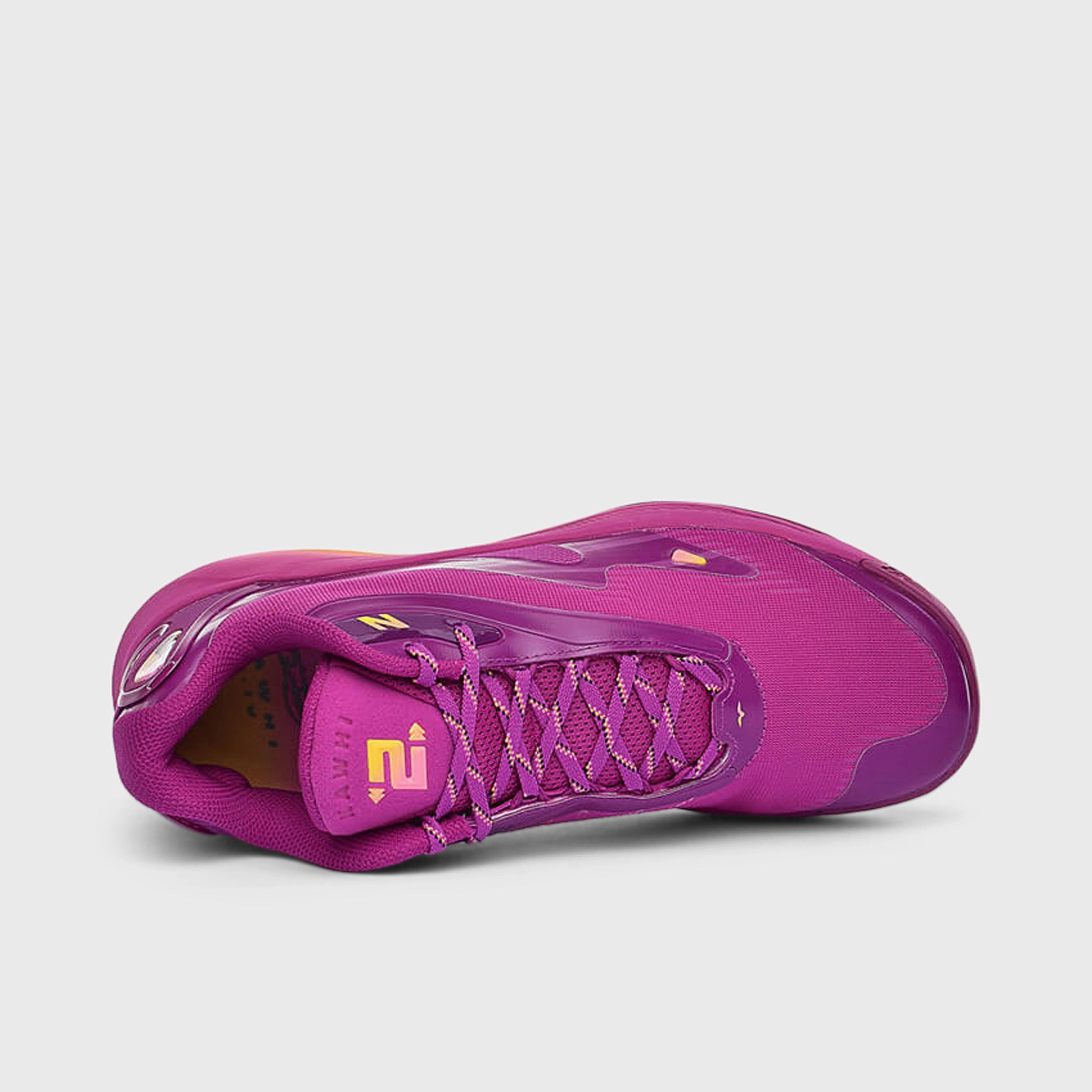 High Impact Support New Balance Kawhi 4 / Purple
