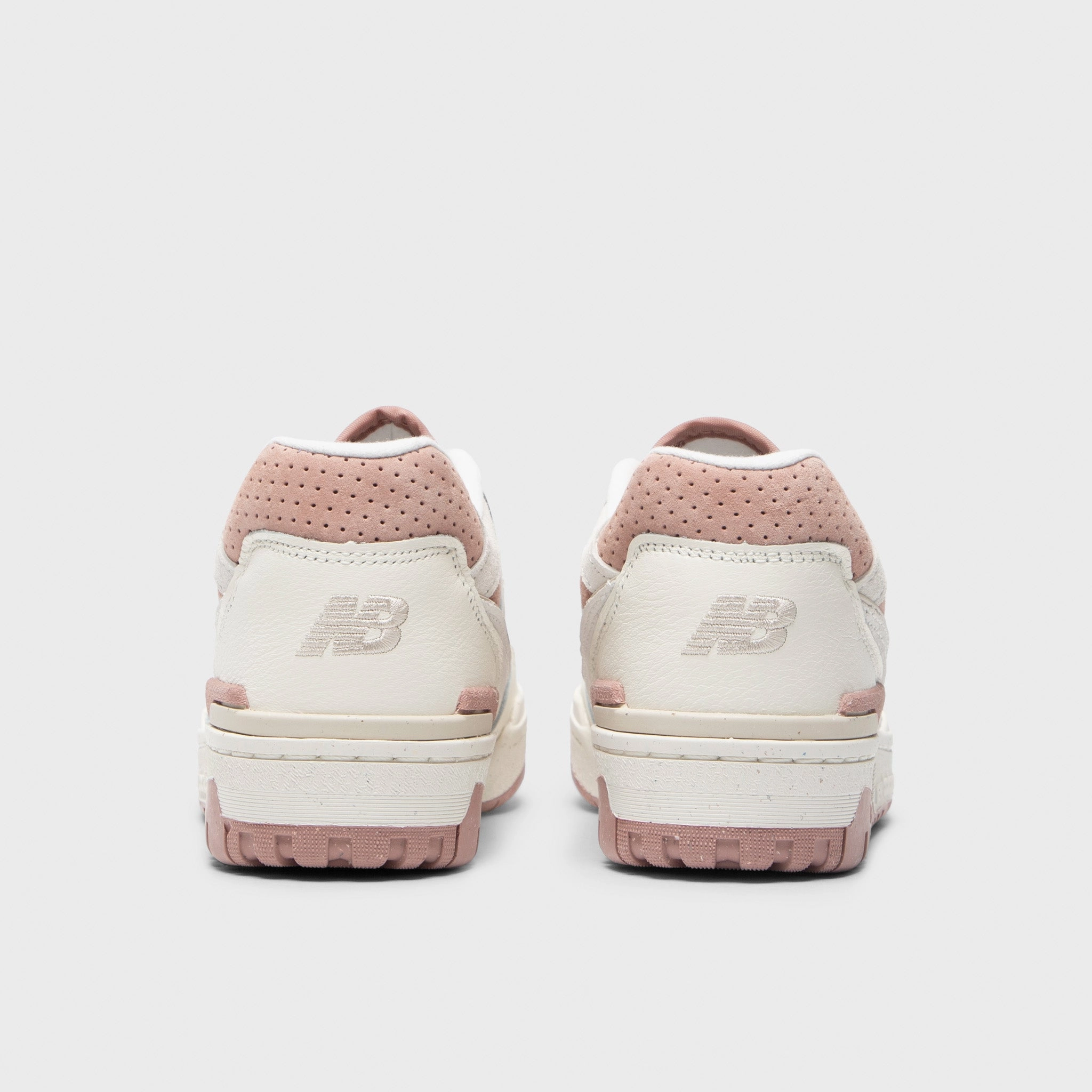 New Balance Women's 550 Sea Salt / Landslide Instant Speed Slip Resistant