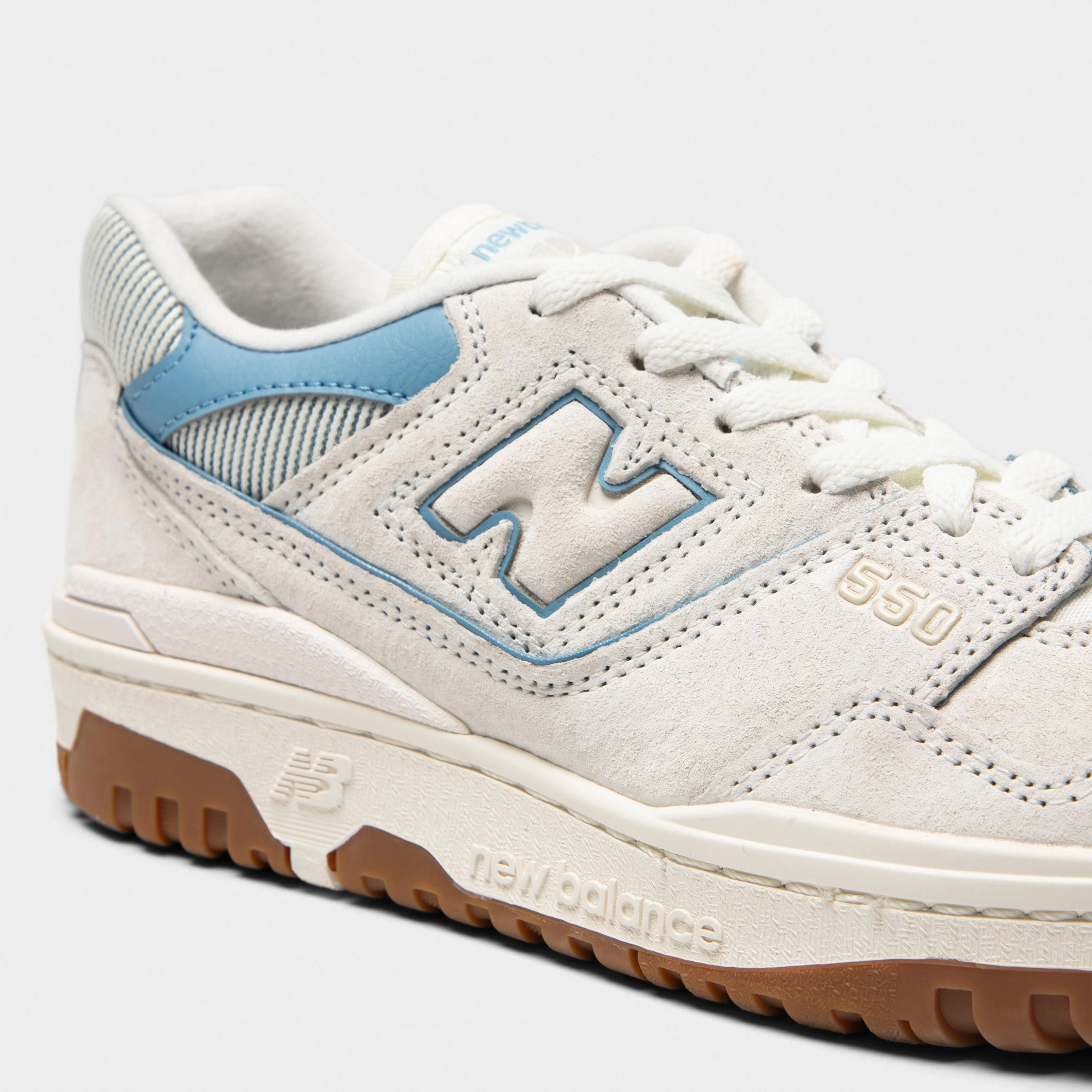Reinforced Stitching Pressure Relief New Balance Women's 550 Sea Salt / Still Water