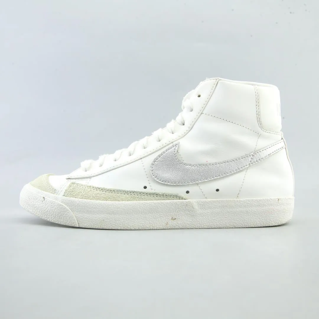 Sustainable Leather Long Hours NIKE BLAZER MID 77