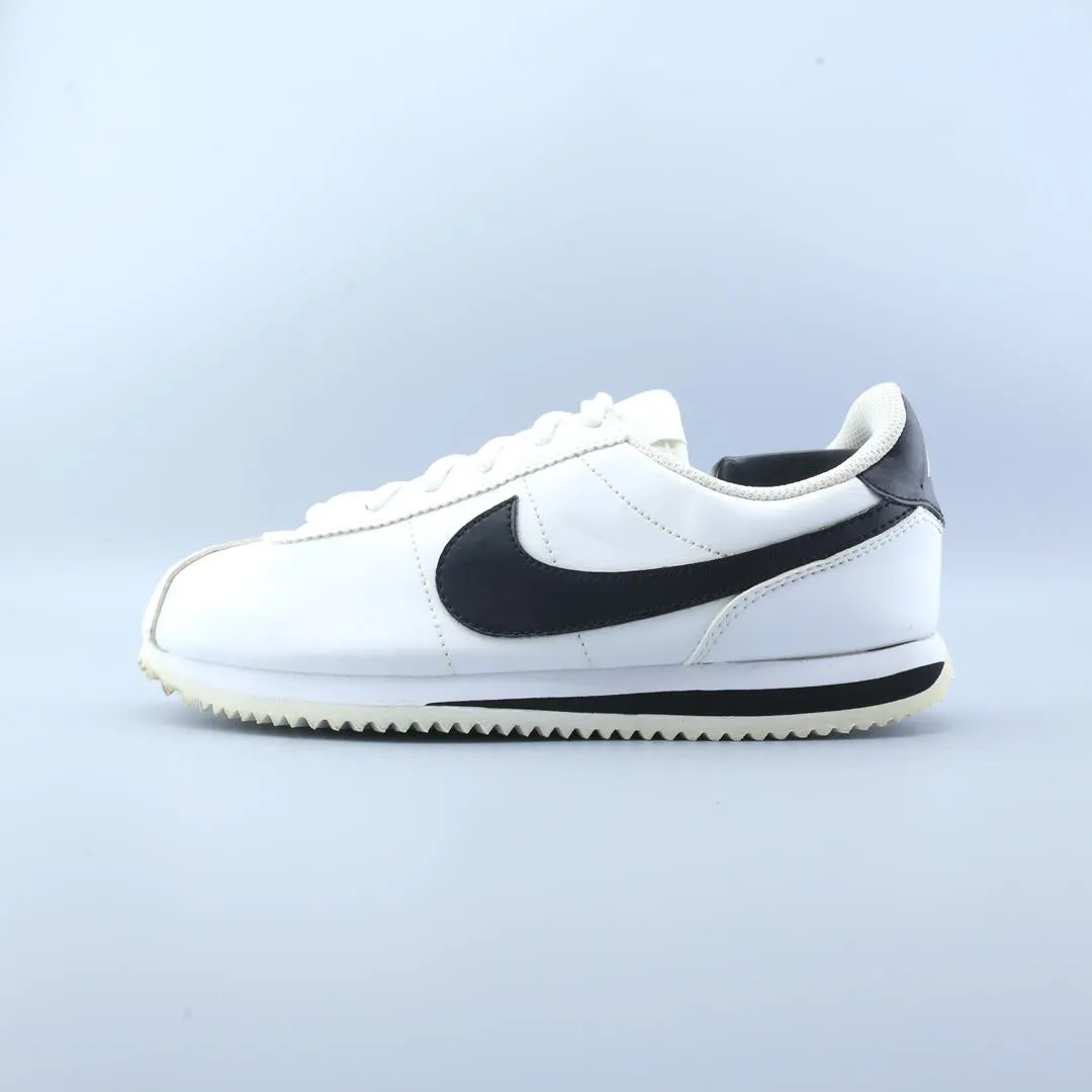 NIKE CORTEZ BASIC bike ride Evening Pace