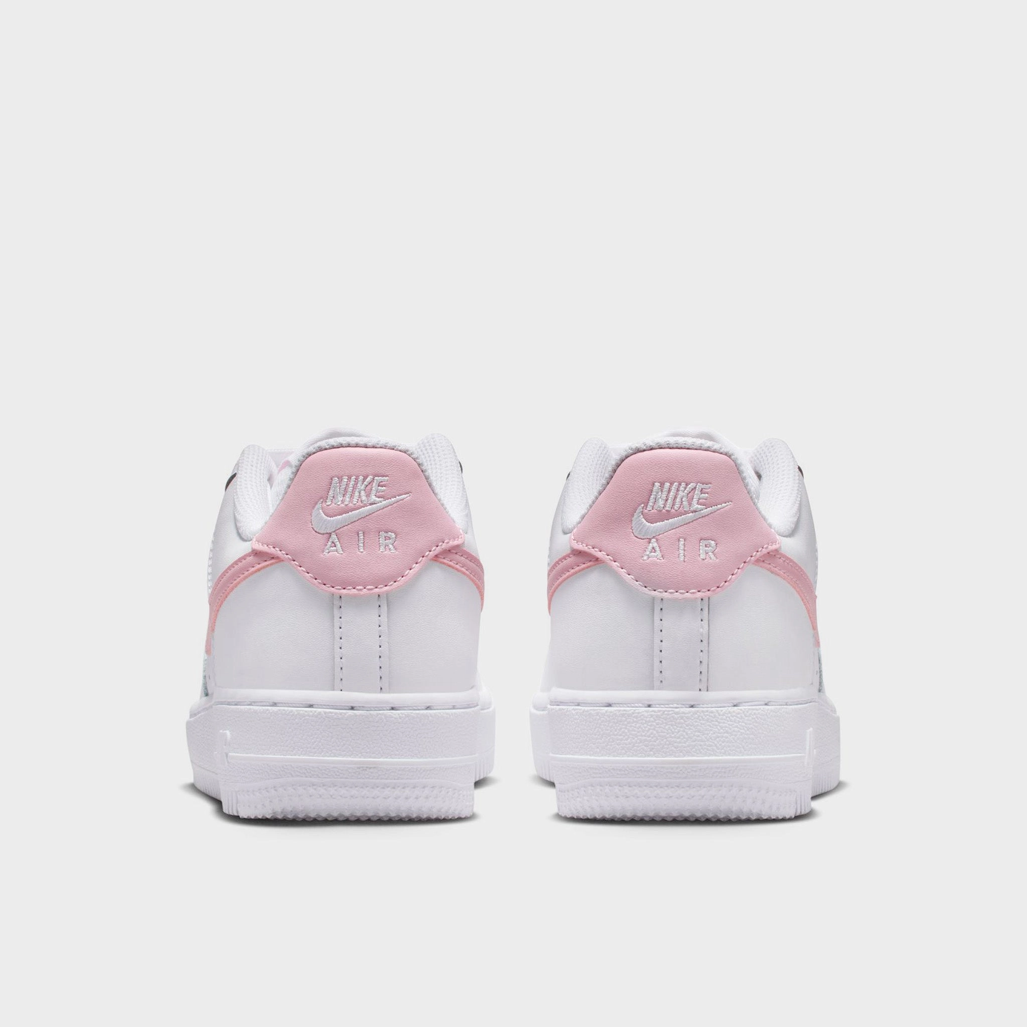 Dynamic response Nike Air Force 1 GS White / Medium Soft Pink - White