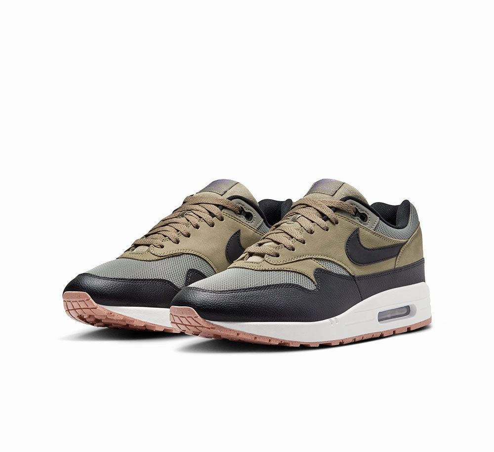 Durable Rubber Outsole Smooth Upper NIKE AIR MAX 1 SC