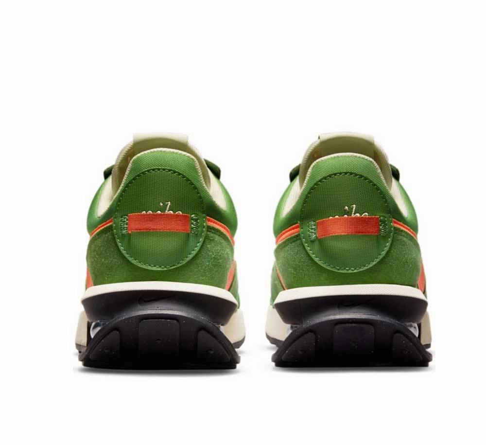 Lightweight Design NIKE AIR MAX PRE-DAY LX