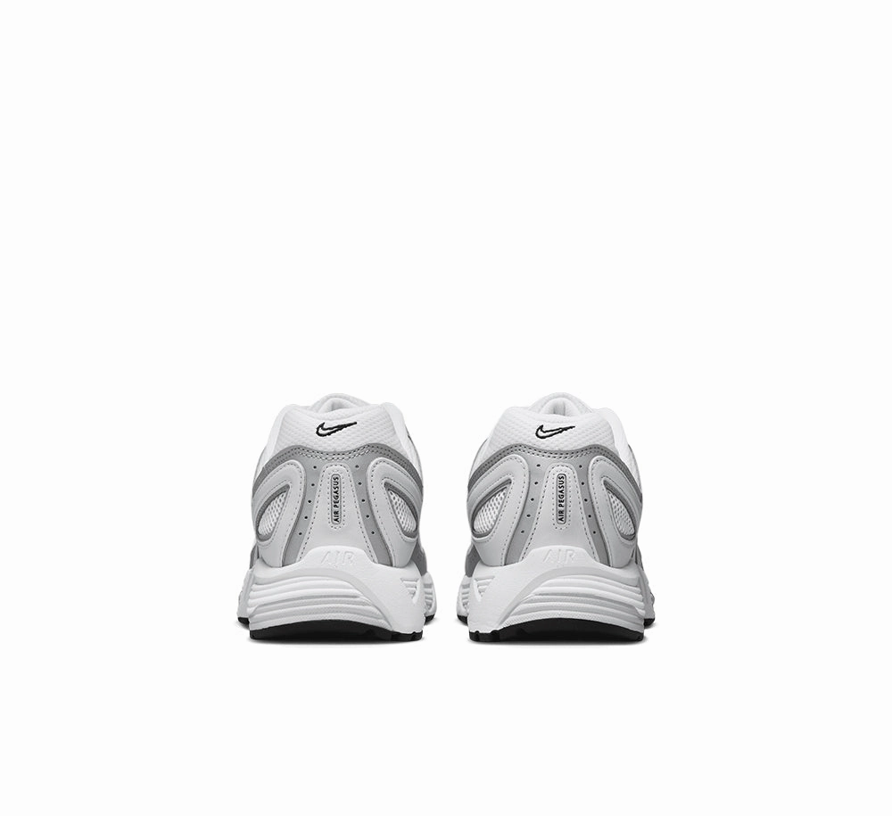 Field Hike Night Out Nike Air Pegasus 2005