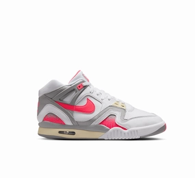 Nike Air Tech Challenge 2 Out And About