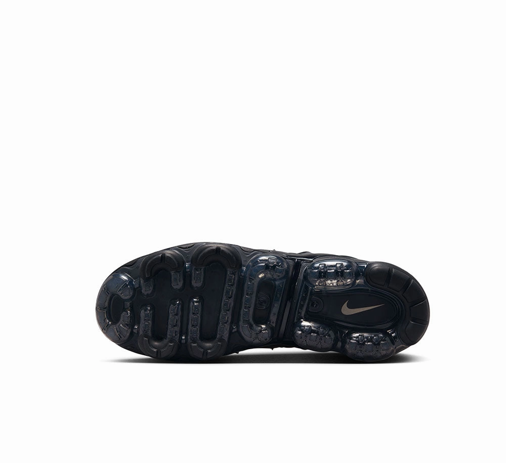 Walking Friendly Night Run NIKE AIR VAPORMAX PLUS