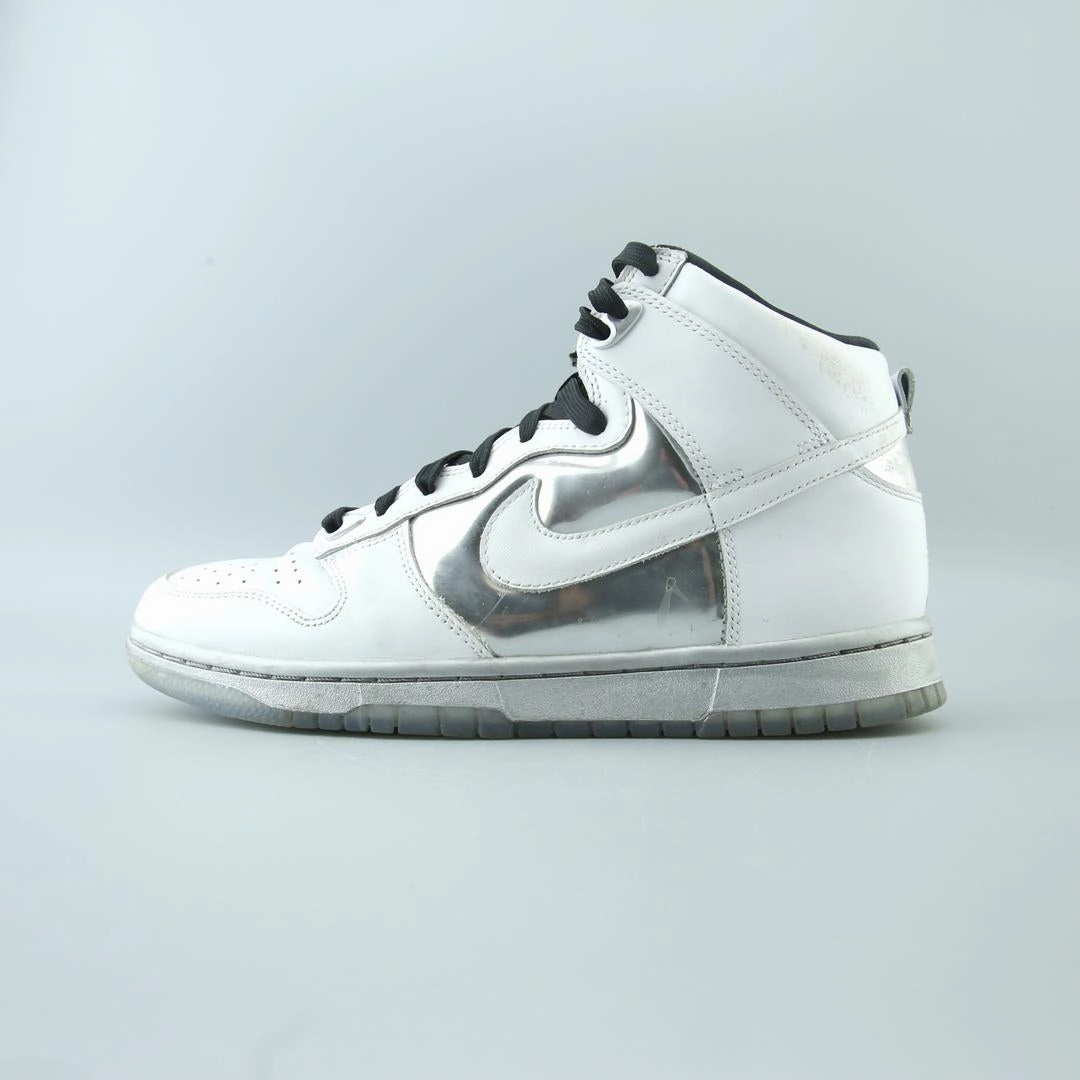 Lifestyle Focus Ease Style NIKE DUNK HIGH SE