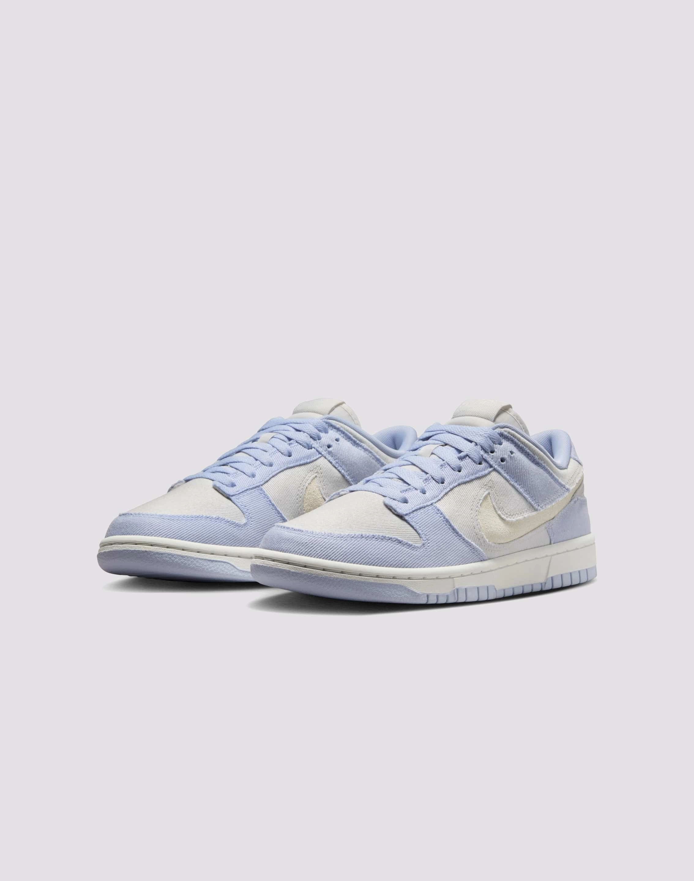 Tension Balanced Lacing Padding Details Nike Dunk Low &nbsp;"Ghost/Summit White/Platinum Tint"?