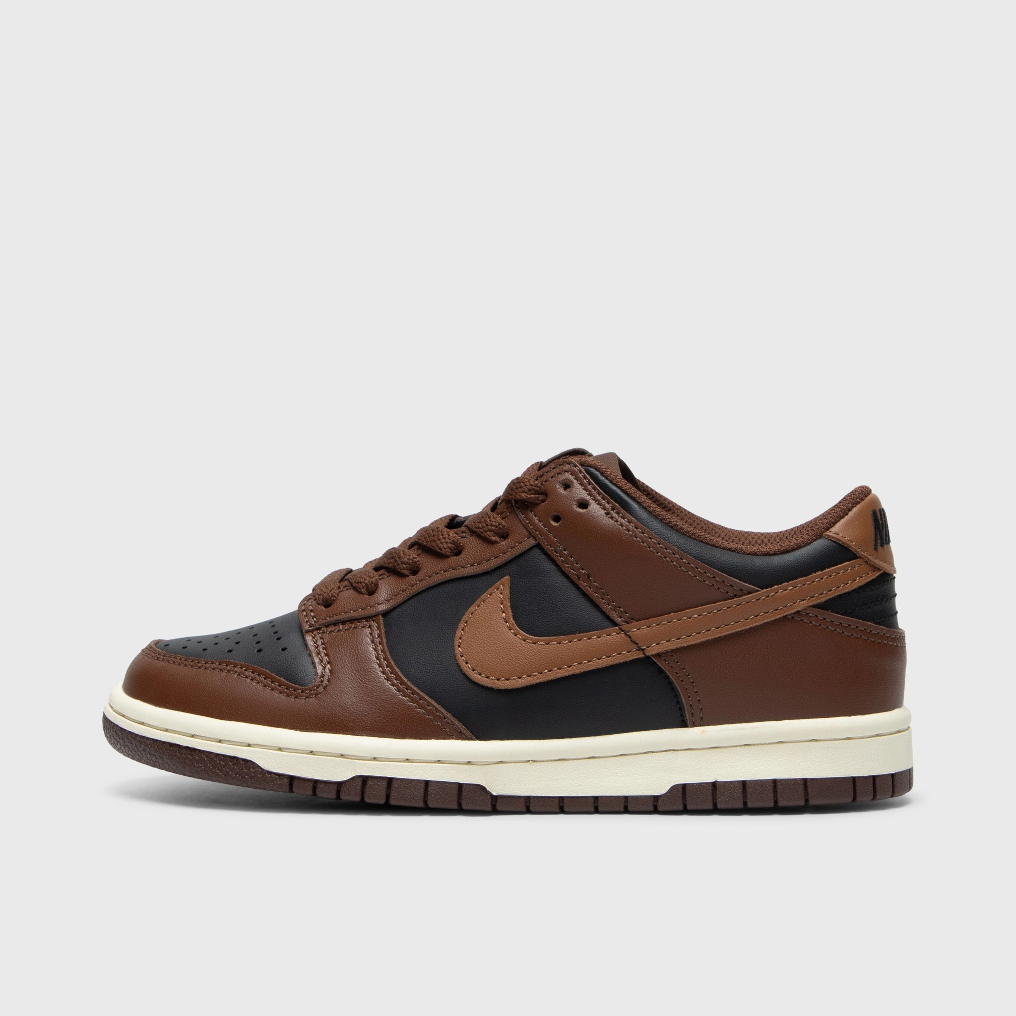 Nike Dunk Low GS Black / British Tan - Cacao Wow Durable Traction Outsole