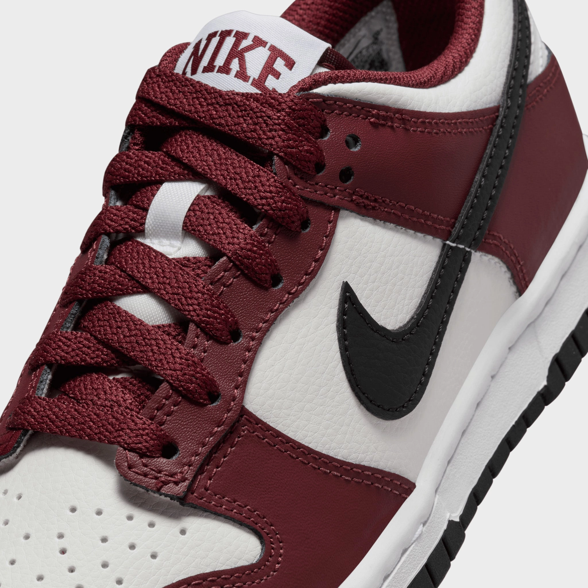 Hexagonal Traction Nubs Nike Dunk Low GS Dark Team Red / Summit White - White