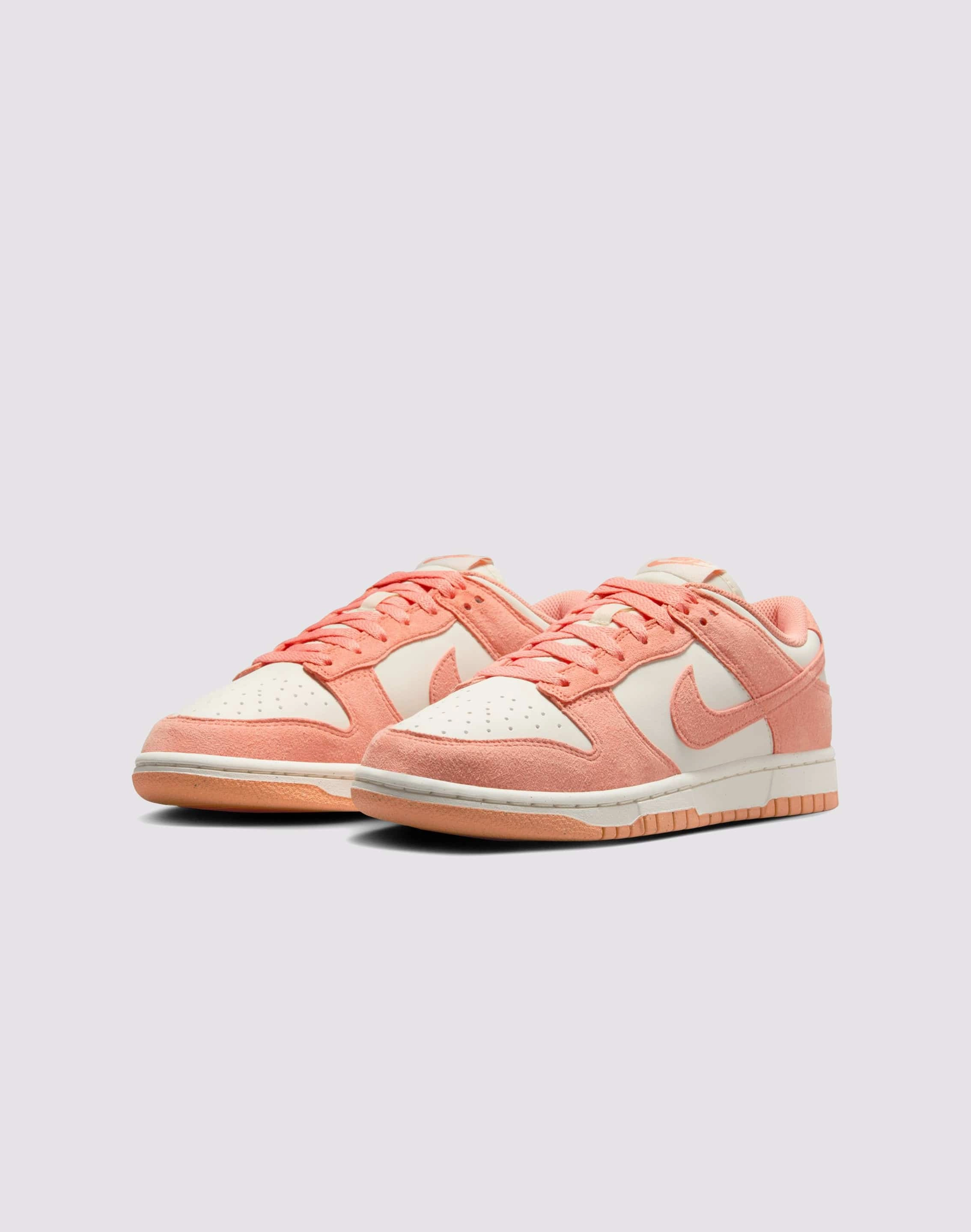 Nike Dunk Low "Soft Pearl/Apricot Agate/White" Contoured Heel Clip Springboard Effect