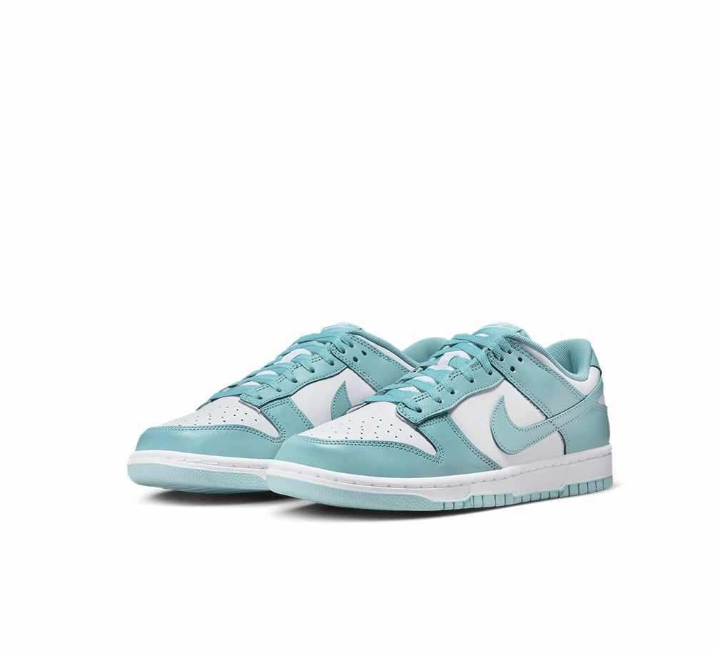 Turn Step Essential Wear Nike Dunk Low Retro