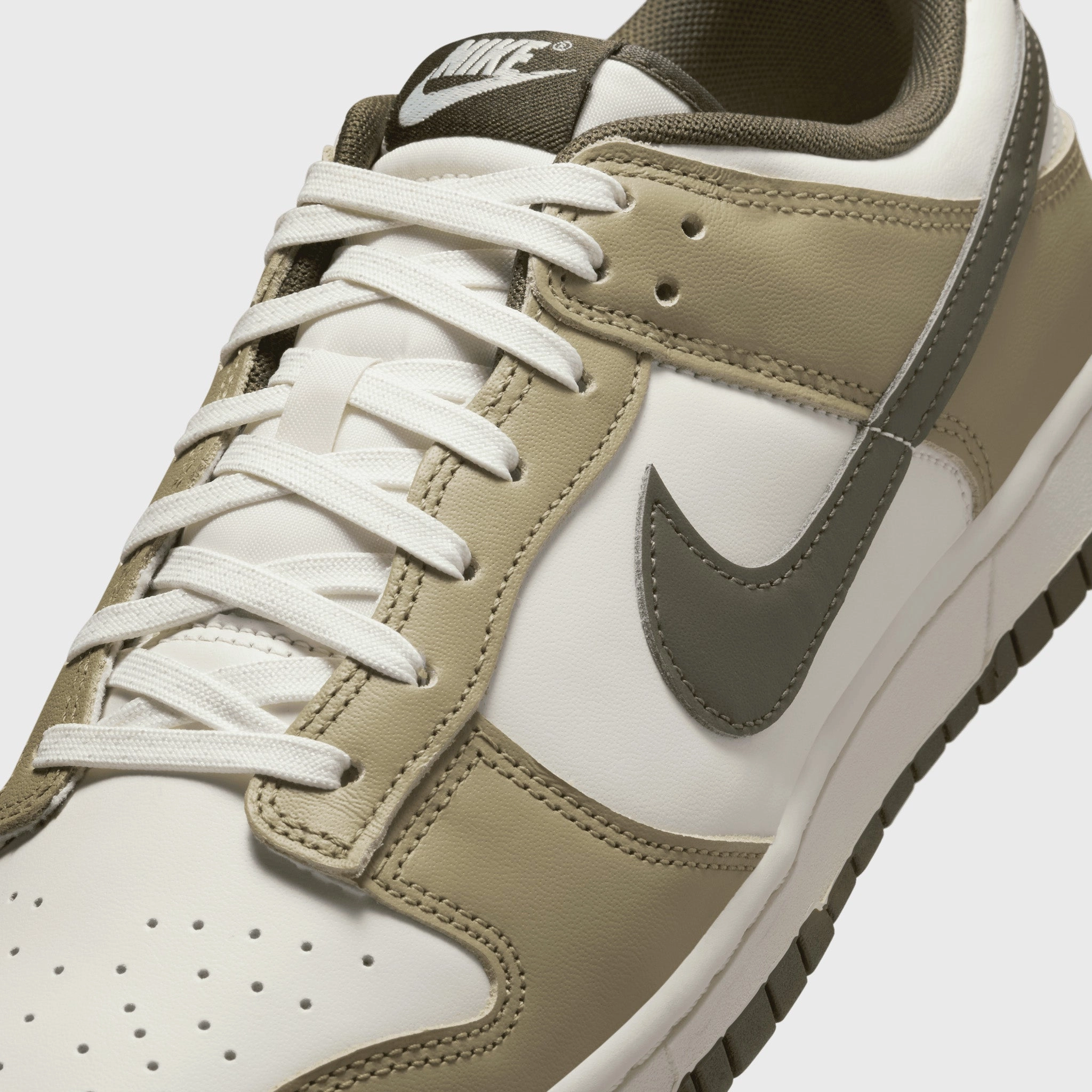 Nike Dunk Low Retro Neutral Olive / Cargo Khaki - Phantom Daily Sports Fit