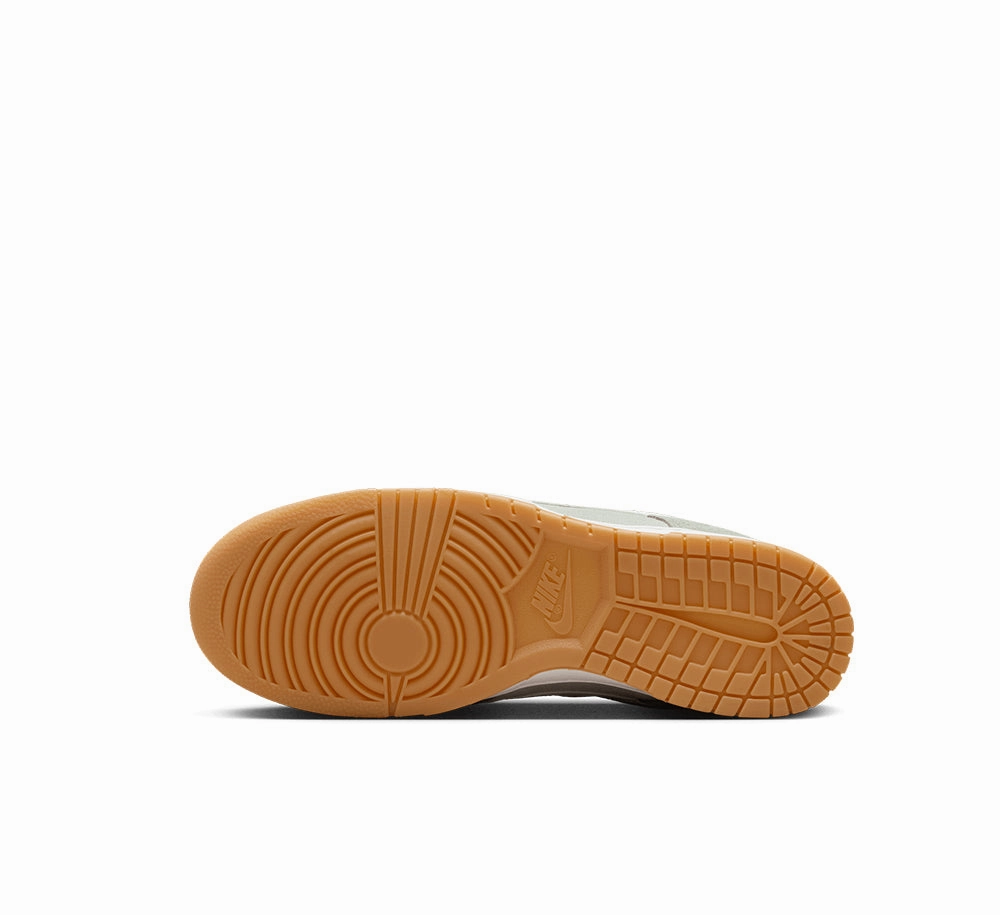 Nike Dunk Low Retro SE Tear Resistant Upper Cushioned Insole