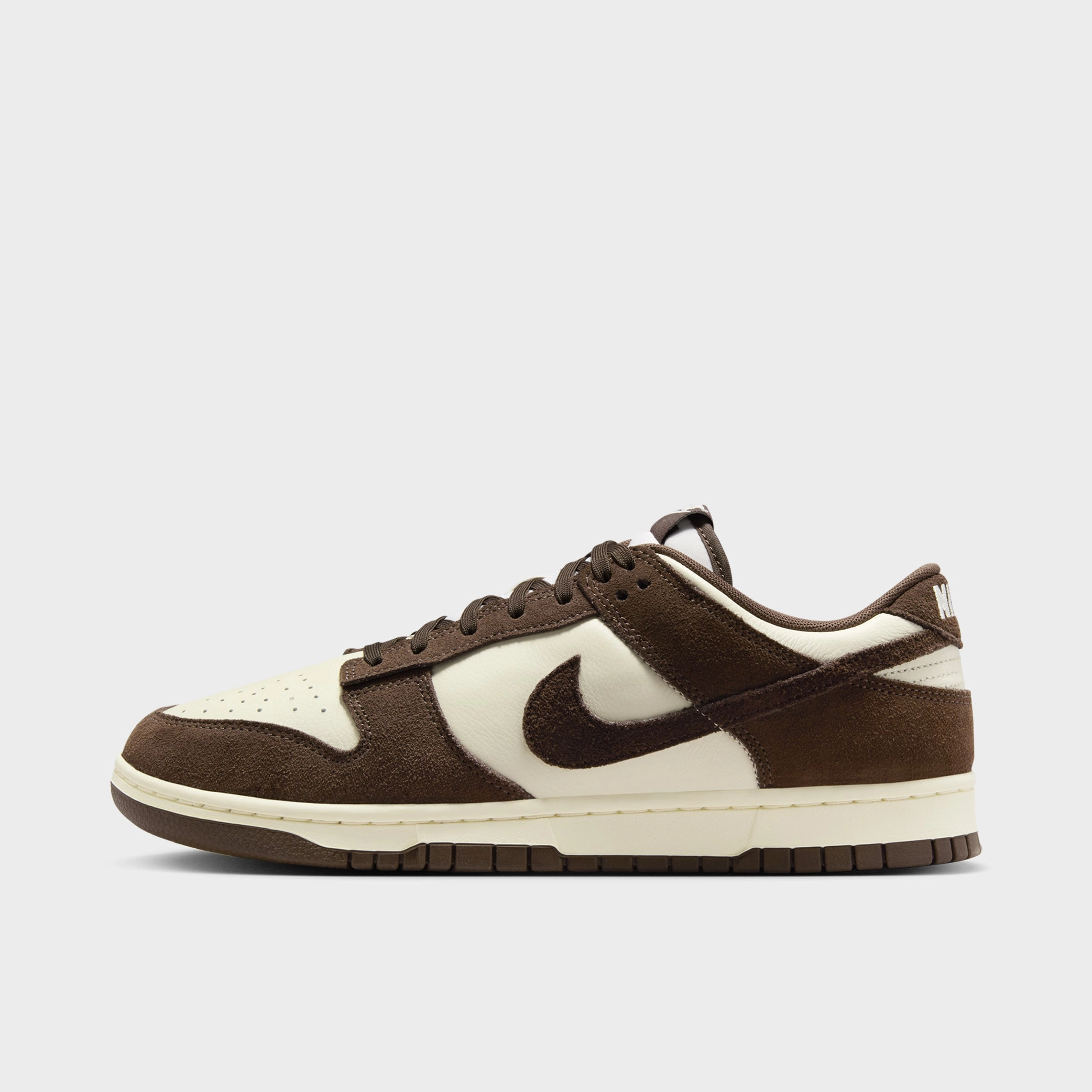 Midsole Power Transfer Rolling Motion Geometry Nike Dunk Low Retro SE Pale Ivory / Baroque Brown