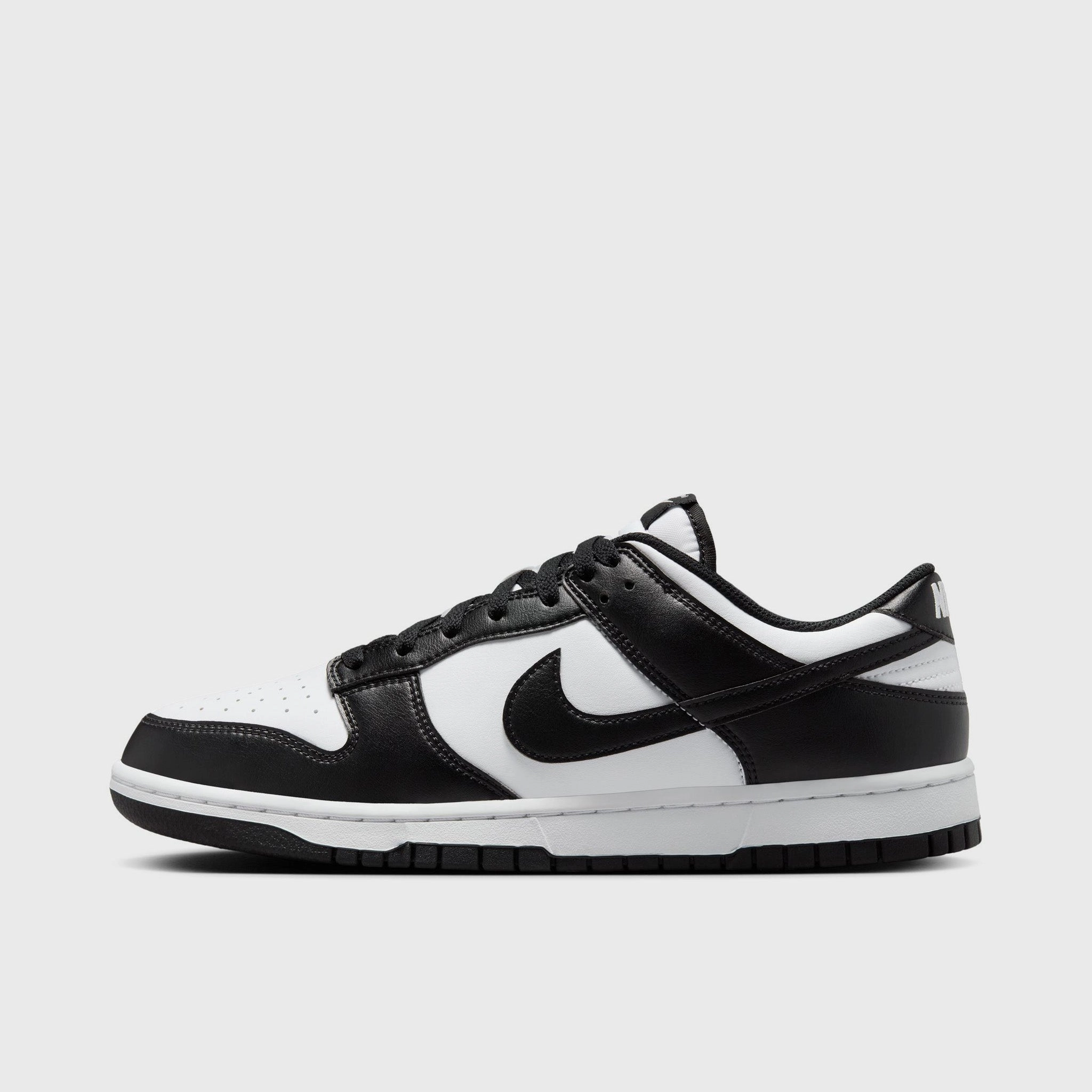 Nike Dunk Low Retro White / Black - White Thermal Regulation Fabric Low   Top Style