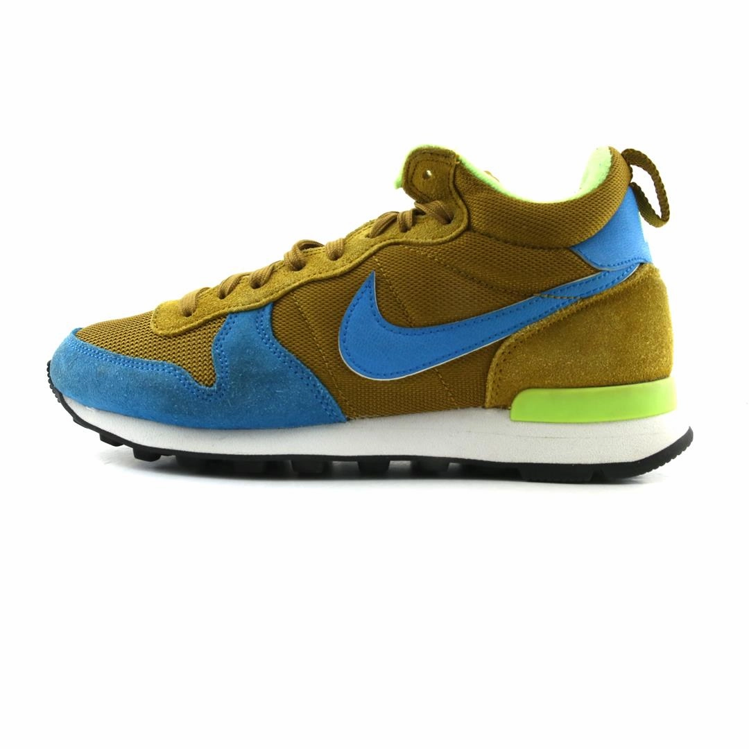 Relaxed Feel NIKE INTERNATIONALIST