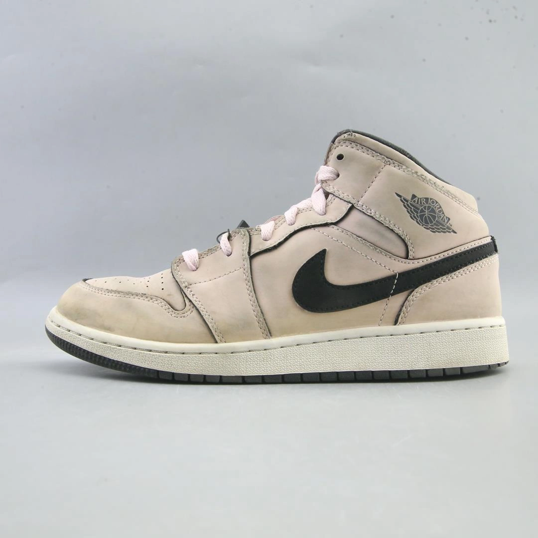 NIKE JORDAN 1 MID Track Step Goal Hike