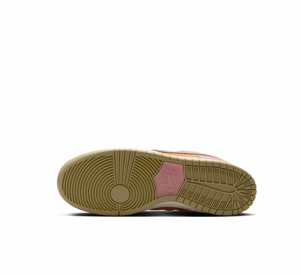 Light Reflection Clean Aesthetic Nike SB Dunk Low Pro