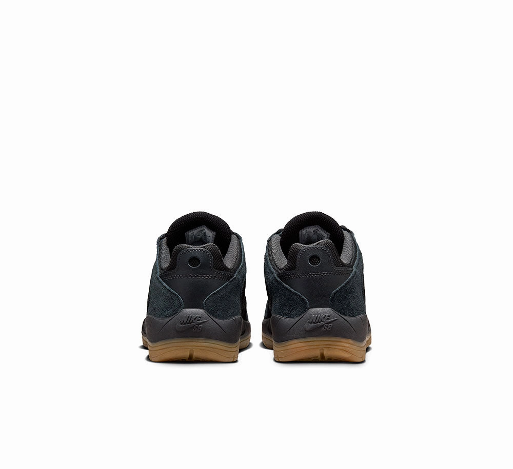 Nike SB Vertebrae Stretch Hike