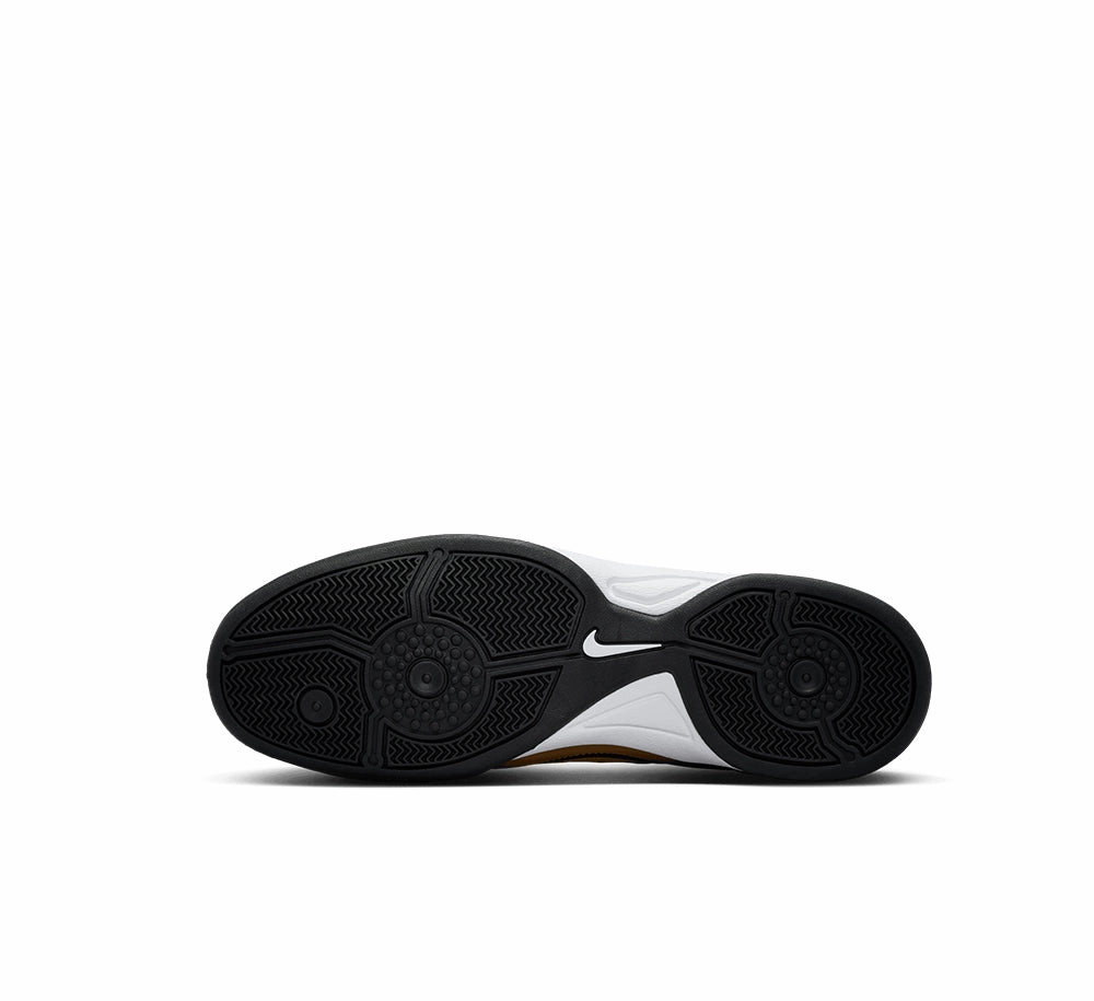 Nike Total 90 SP Parkour Step