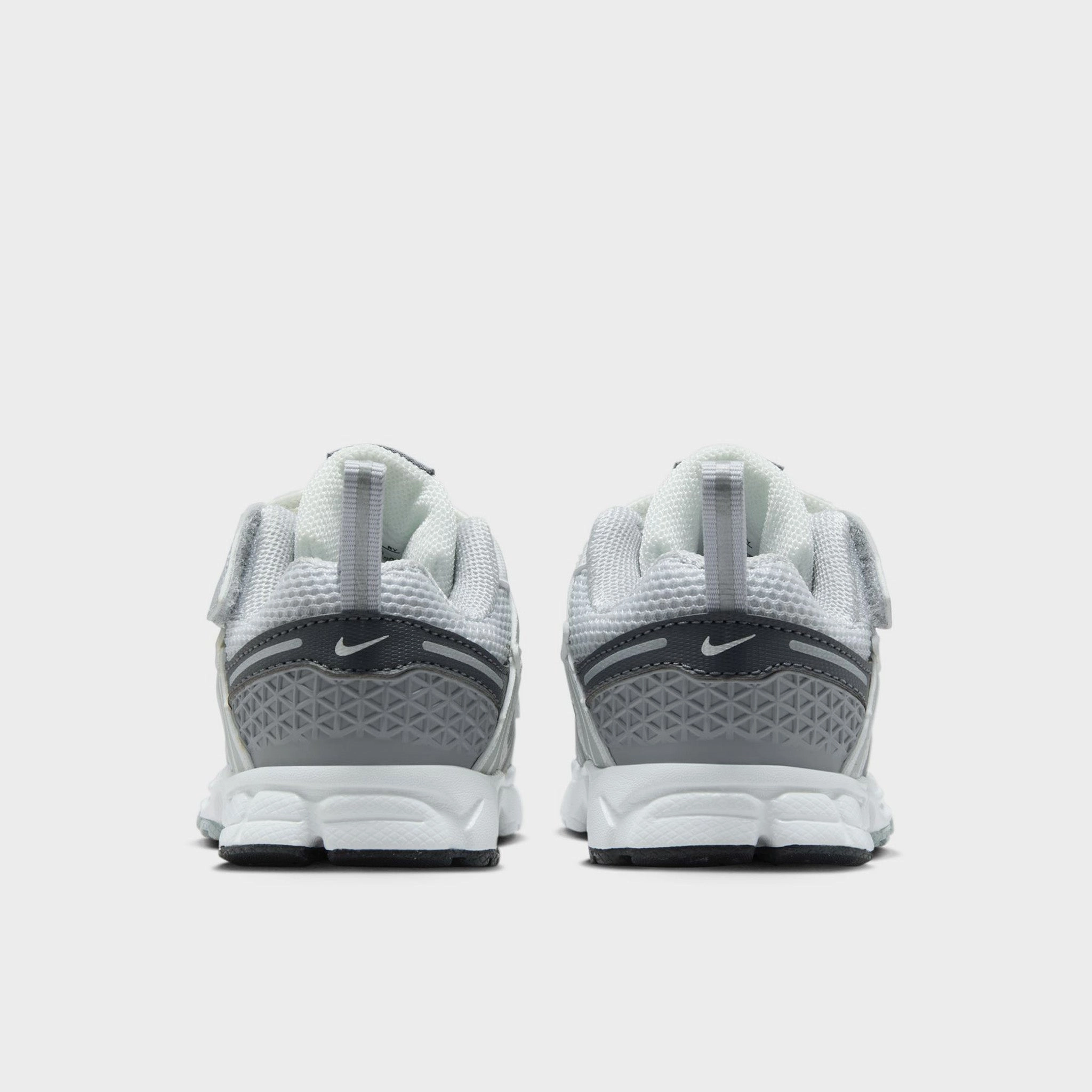 Nike Vomero 5 TD Pure Platinum / Metallic Silver Ventilated Upper