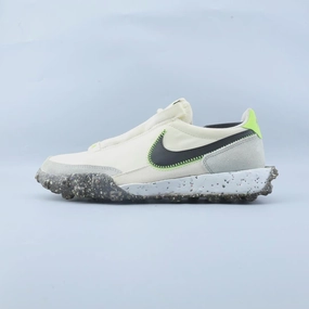 Travel Vibe Layered Cushion NIKE WAFFLE RACER CRATER