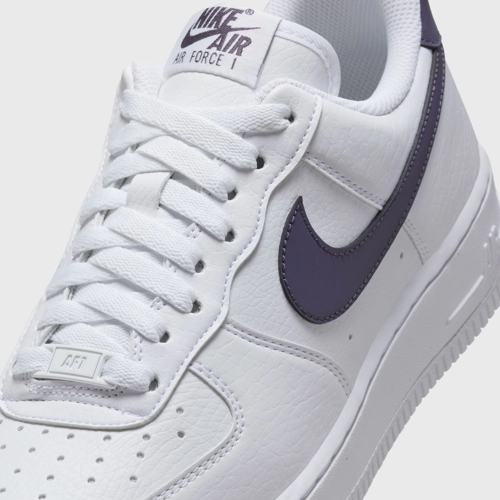 Nike Women's Air Force 1 '07 Next Nature White / Dark Raisin Toe box space