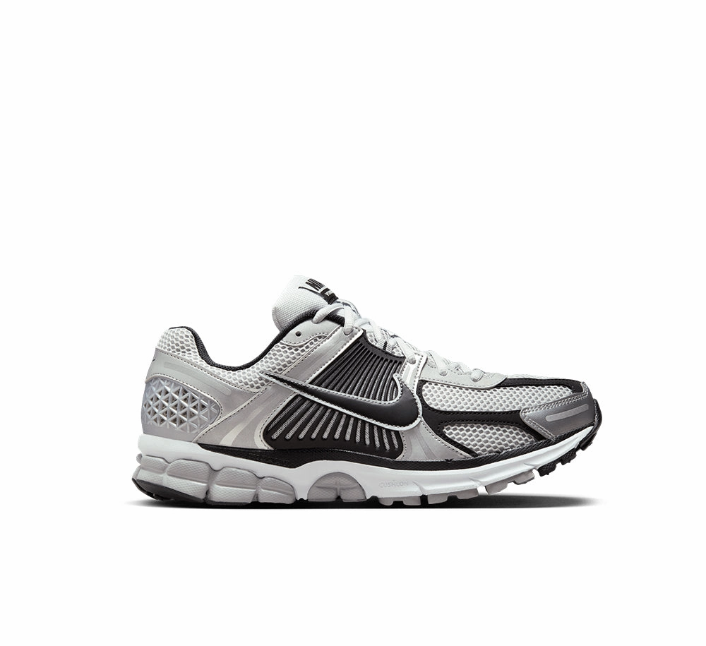 Nike Zoom Vomero 5 Faux Leather Quick Hike
