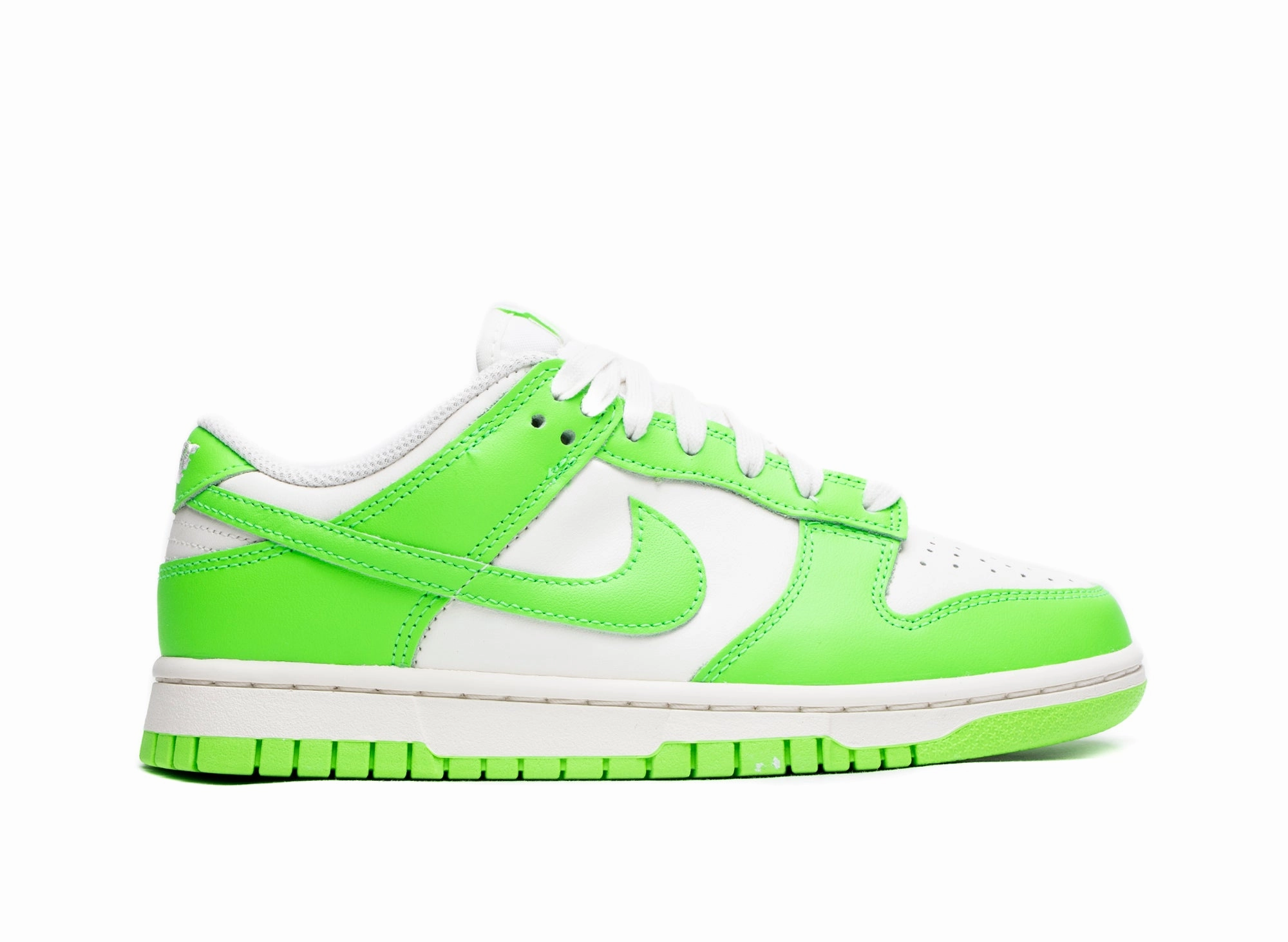 Women's Nike Dunk Low Step Fresh Slip Resistant Outsole