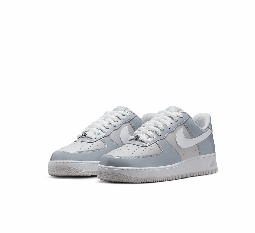 Nike Air Force 1 '07 LV8 Comfort footbed Lace Up Style