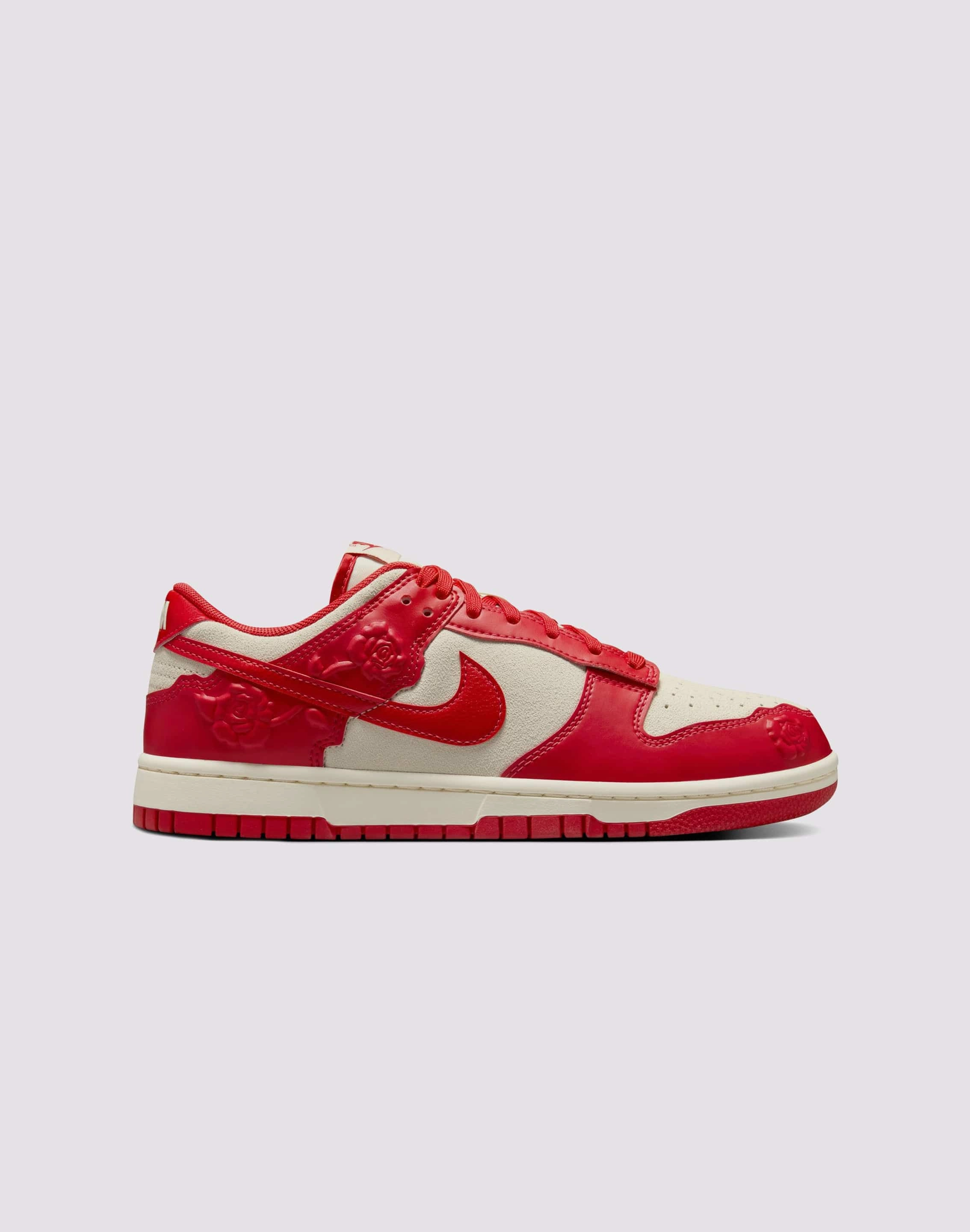 EnergyReturn Durable outsole grip Nike Dunk Low "Roses"