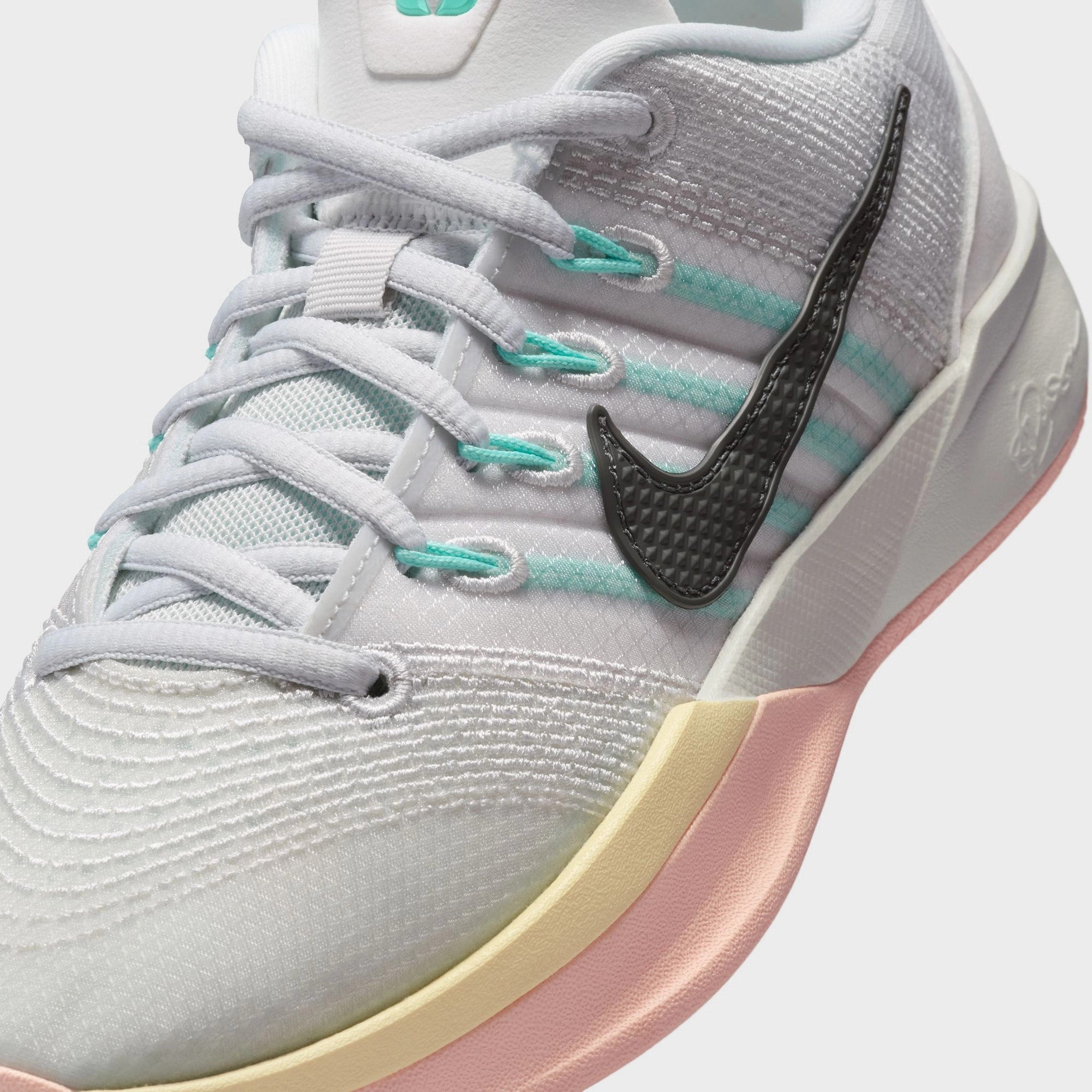 Nike Sabrina 3 GS Summit White / Iron Grey - Photon Dust Cross Training Compatibility