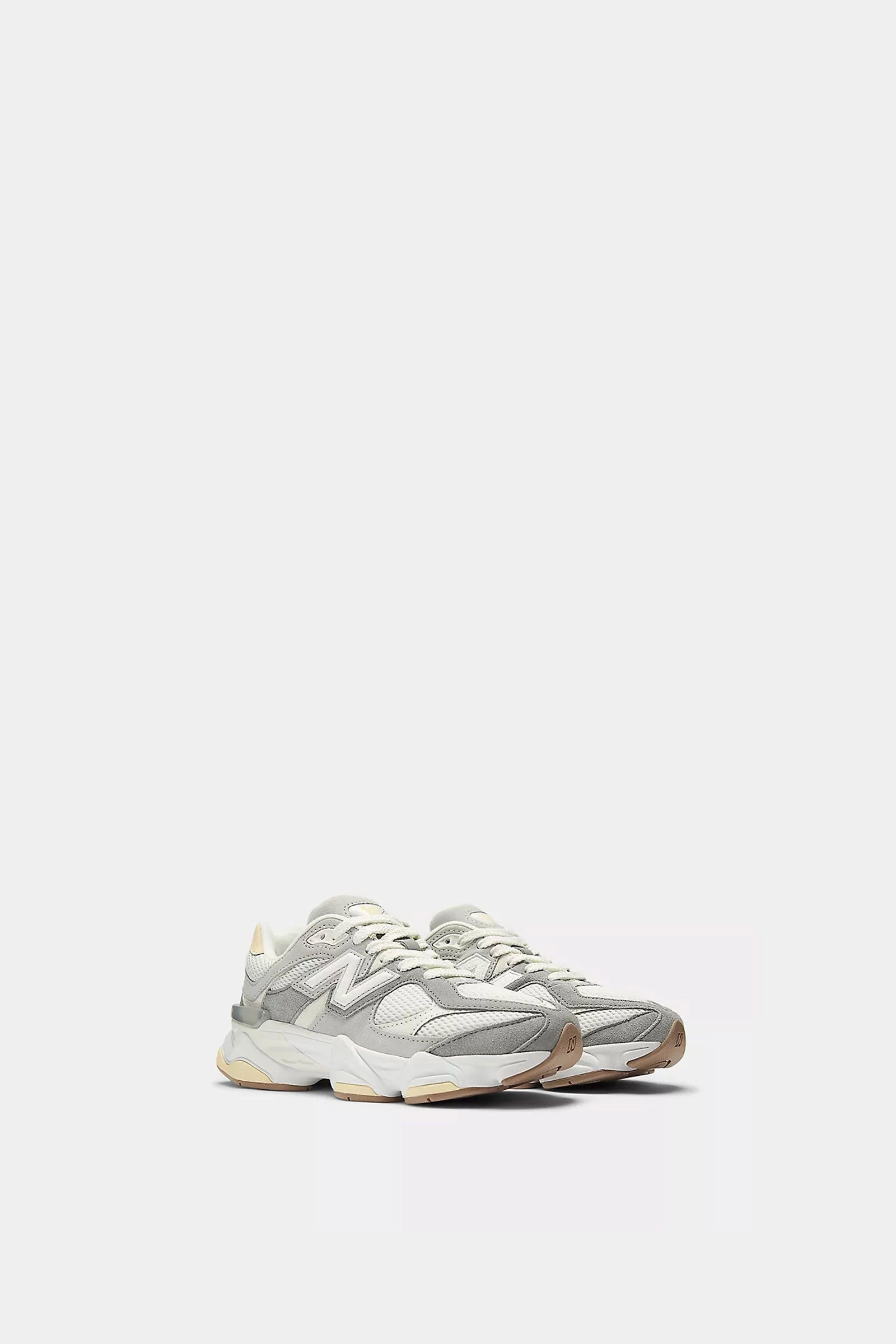 9060 (GS) Breathable mesh design