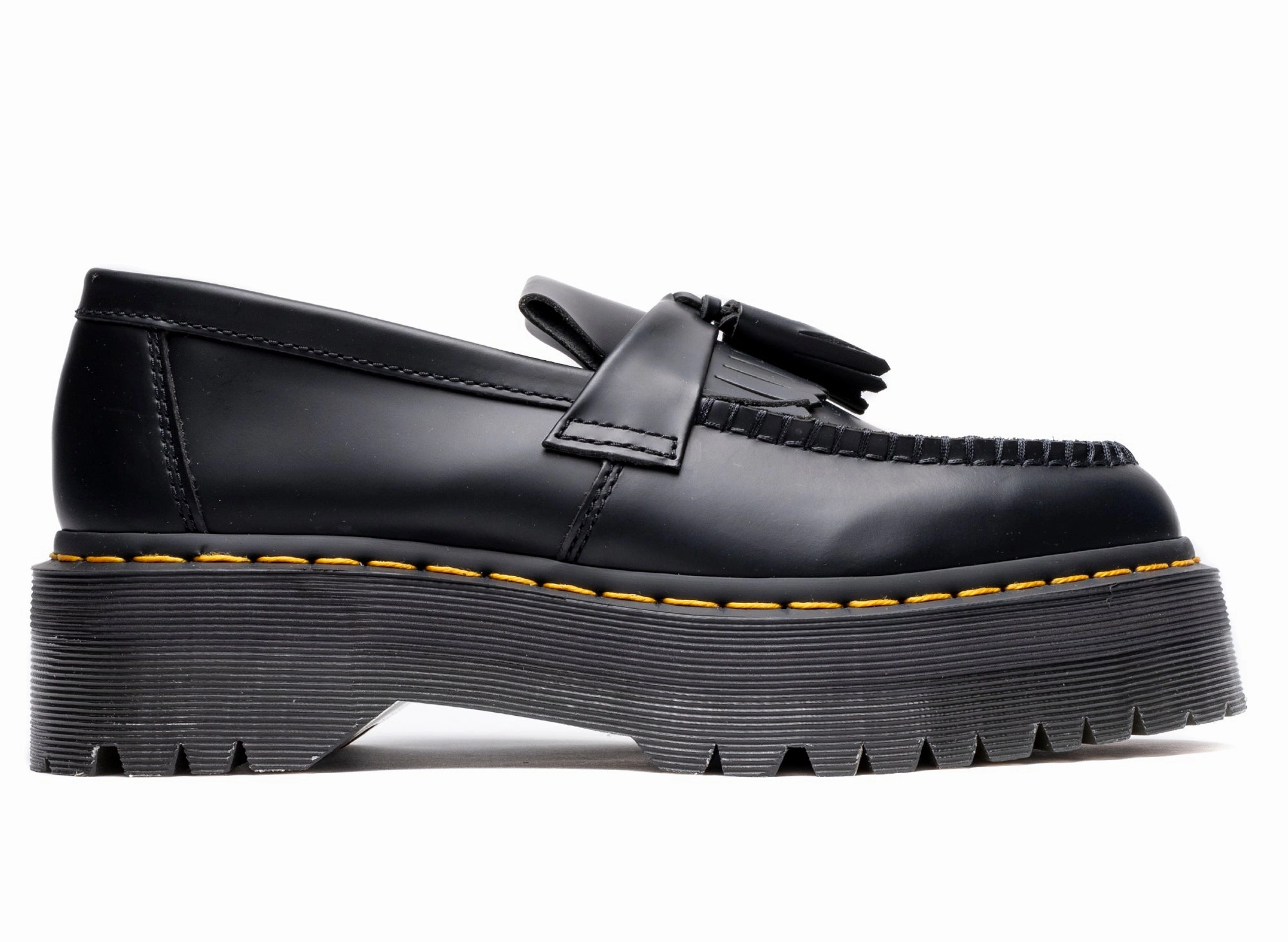 Chic Street Ready Step Dr. Martens Adrian Quad Black Smooth