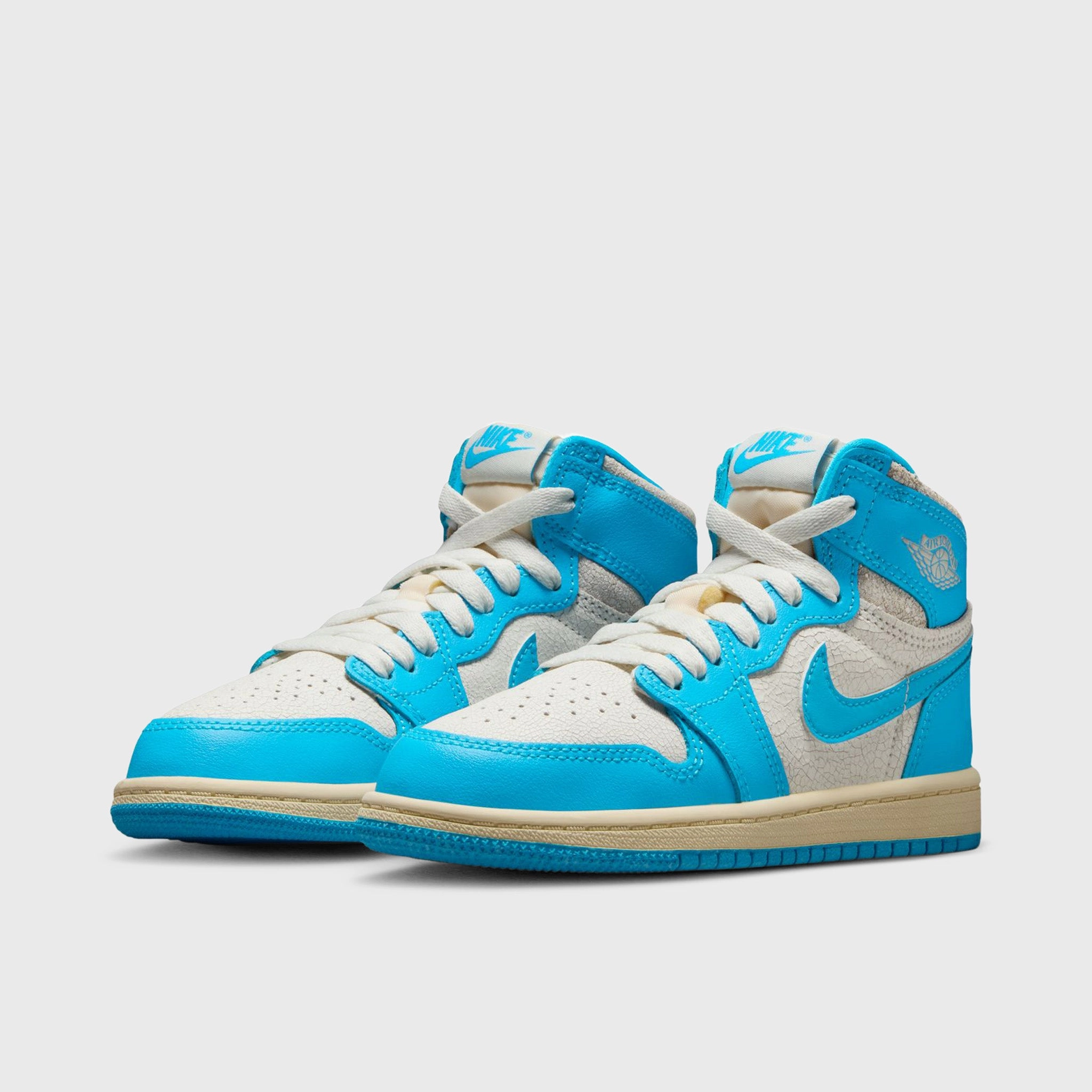 Jordan 1 Retro High OG PS Dark Powder Blue / Sail Stylish Look