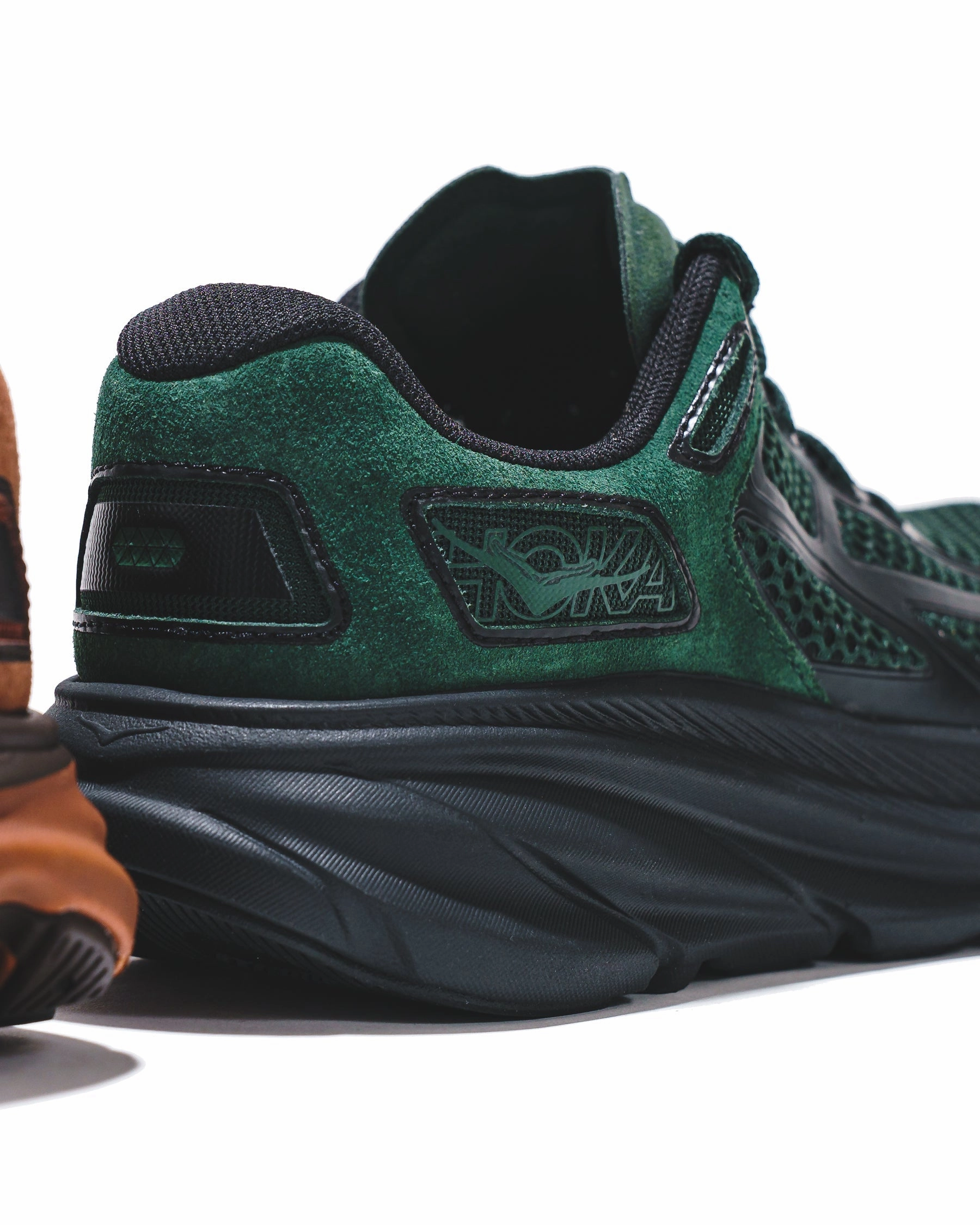 Hoka One One Unisex Clifton One9 Mineral Brown Cast Iron 1173333-MCS Tear Resistant Upper Material