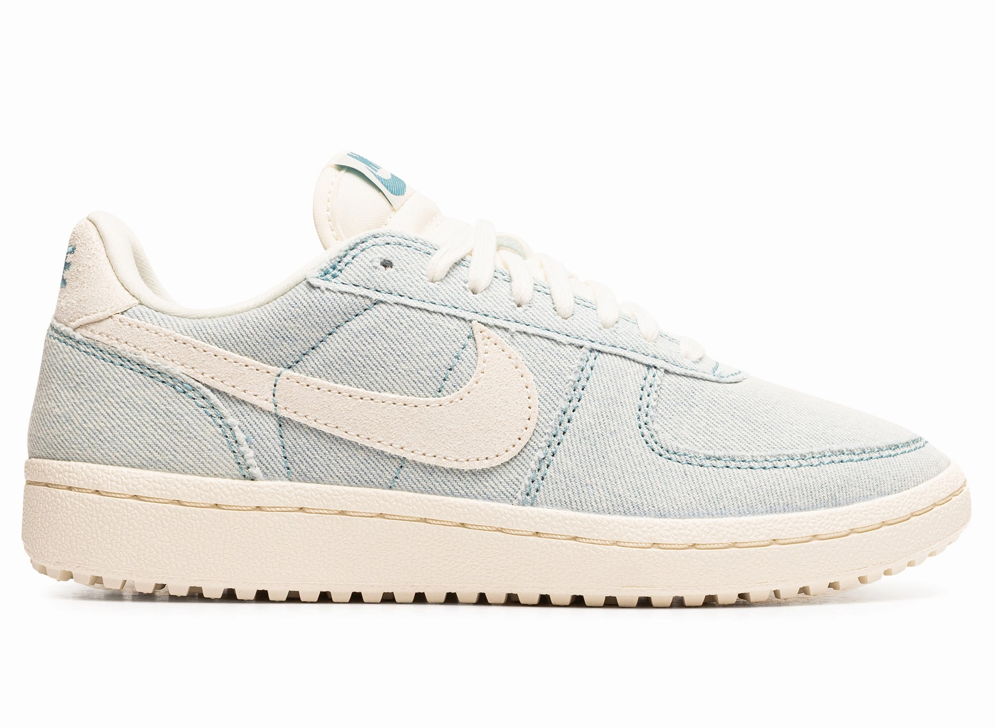 Stable Walk Women's Nike Field General