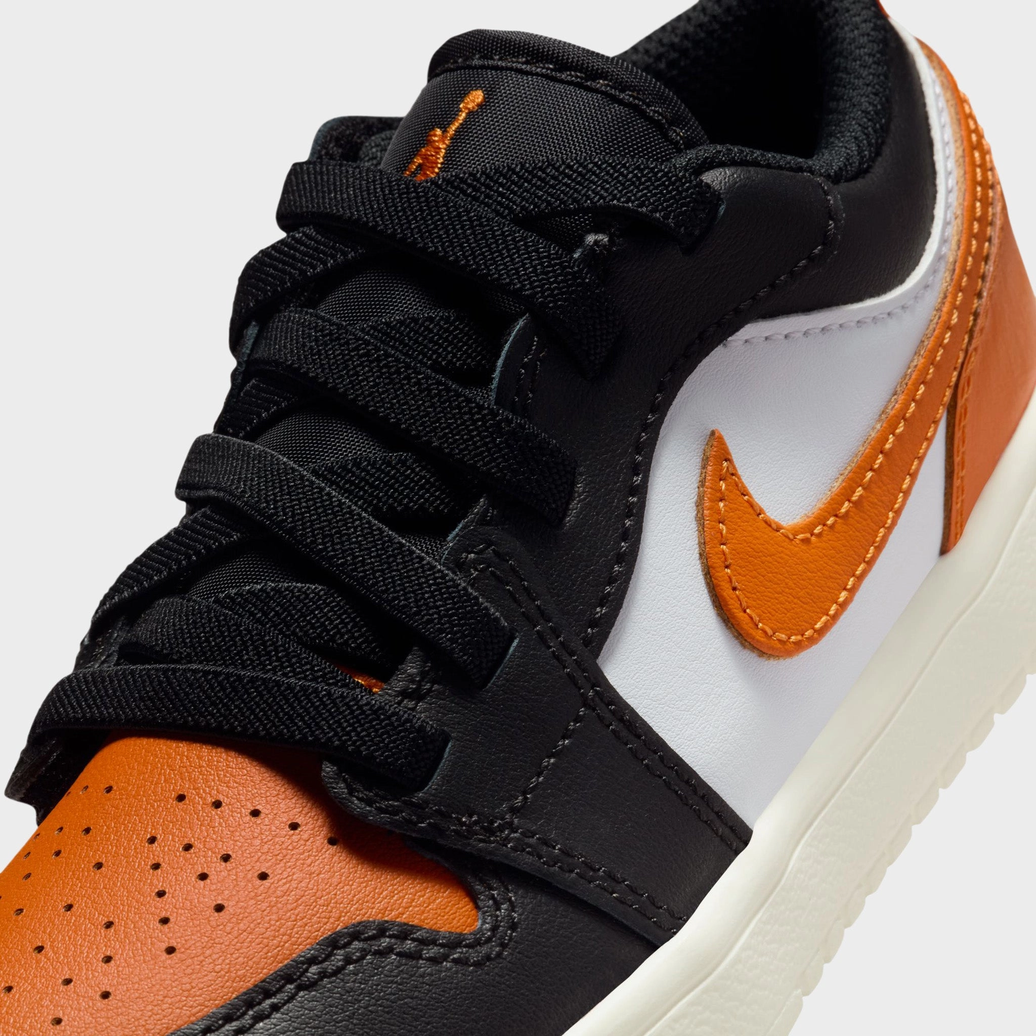 Stability Arch Support Compression Plate Jordan 1 Low Alt PS Black / Starfish - White