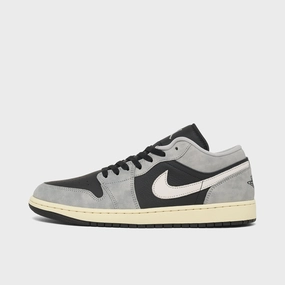 Responsive Heel Counter Game Time Traction Air Jordan 1 Low SE Light Smoke Grey / Black - Sail