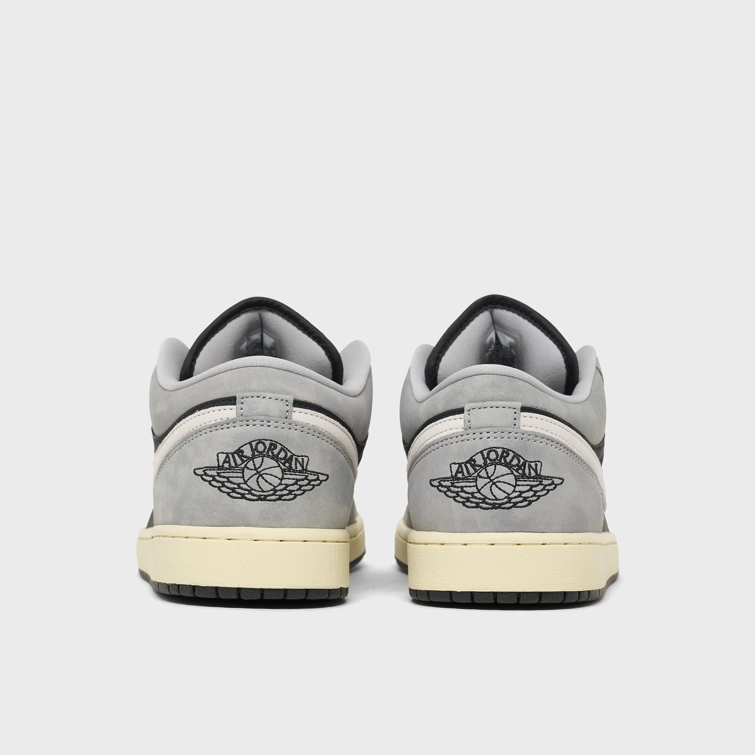 Air Jordan 1 Low SE Light Smoke Grey / Black - Sail Torsion Bar Technology