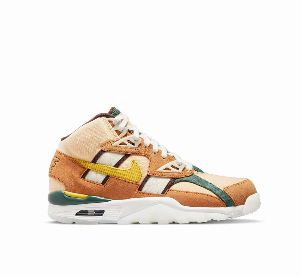 Mesh   lined AIR TRAINER SC HIGH