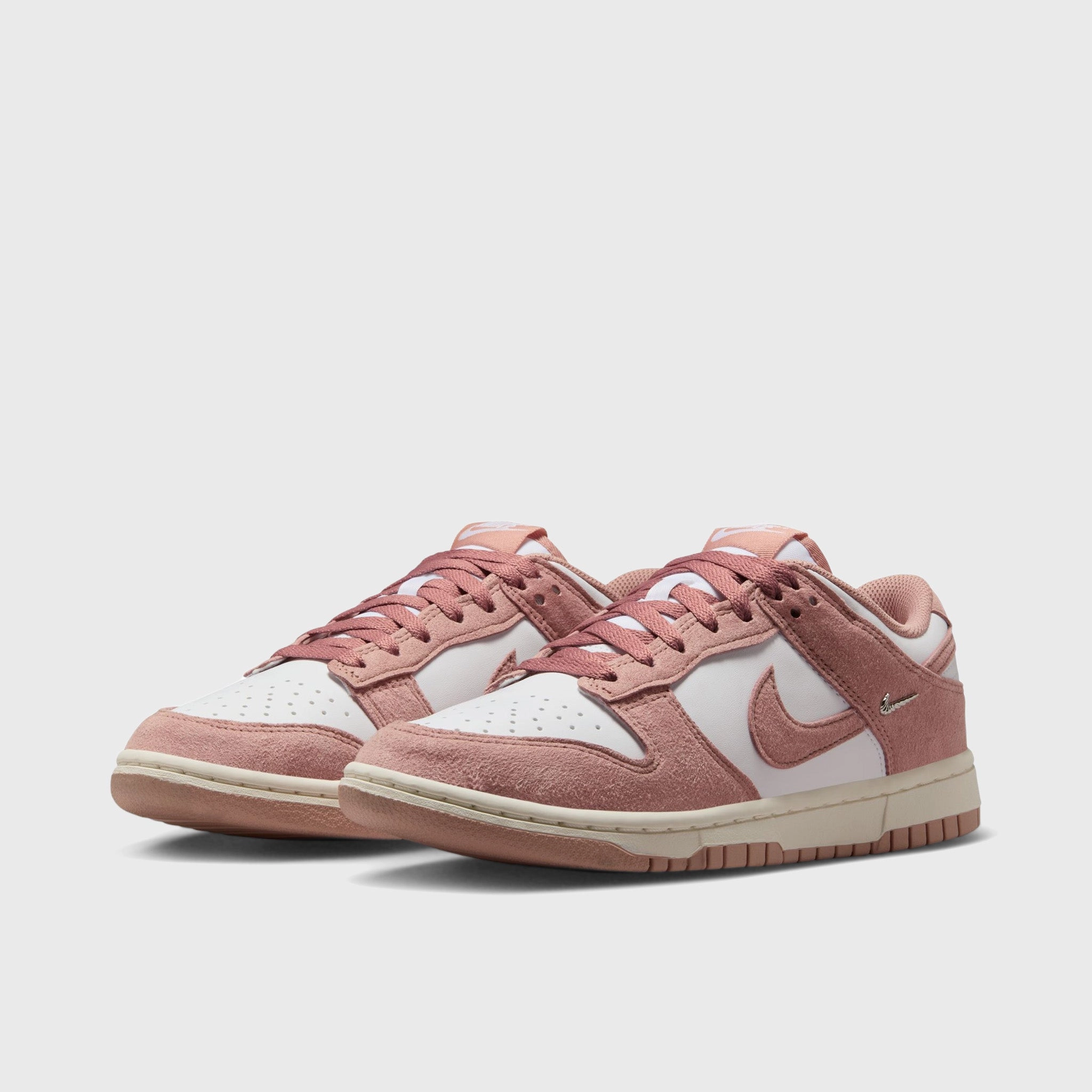 Nike Women's Dunk Low White / Particle Pink - Sail Flexible Grooves