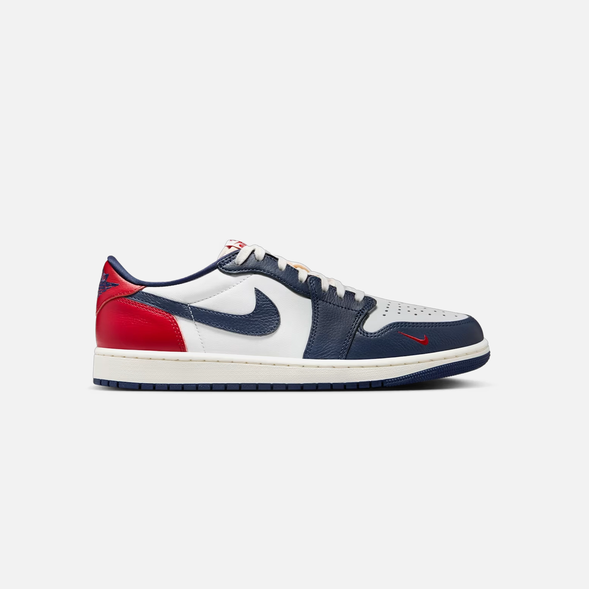 Nike Air Jordan 1 Low OG Gym Red & Midnight Navy Howard University Supportive Feel Urban Look