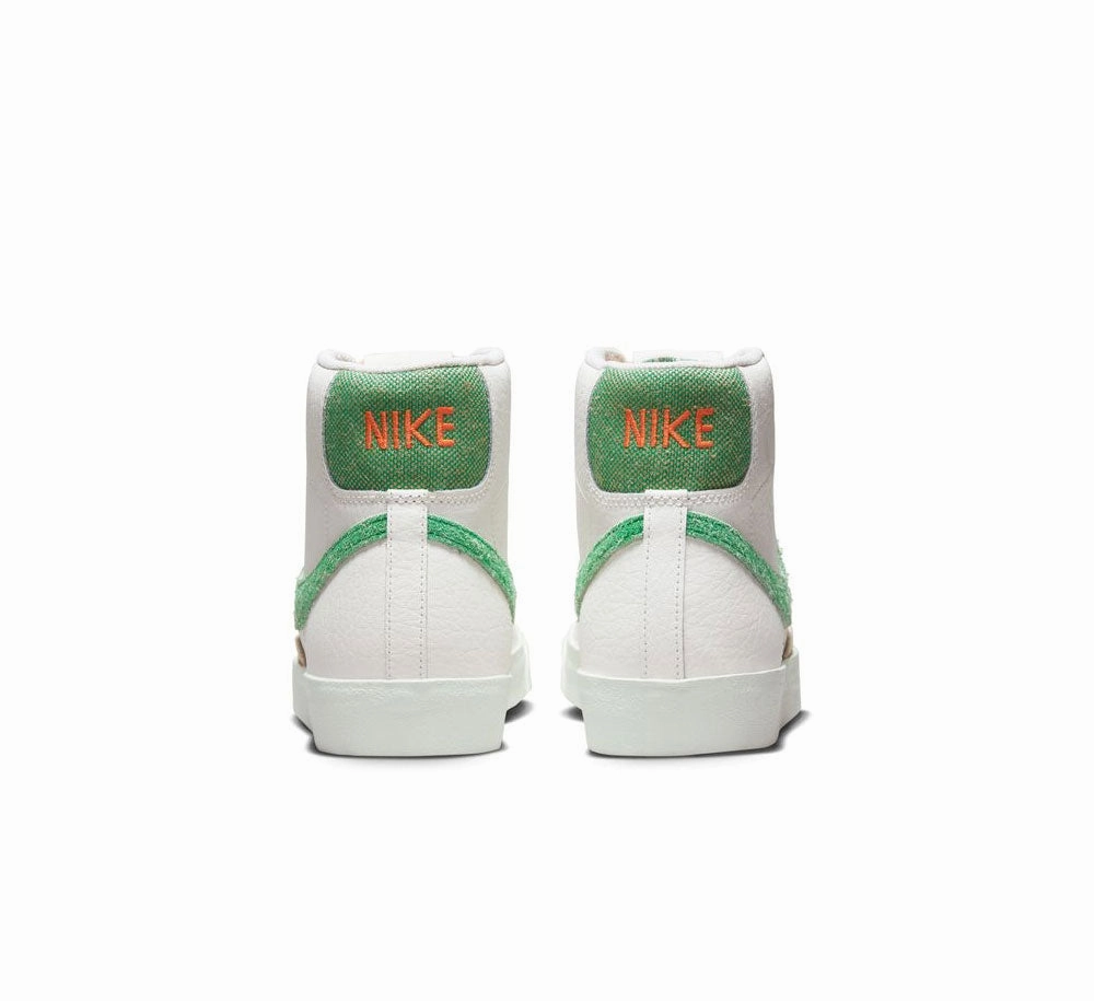 Street Vibe Zero Break In NIKE BLAZER MID '77 VINTAGE