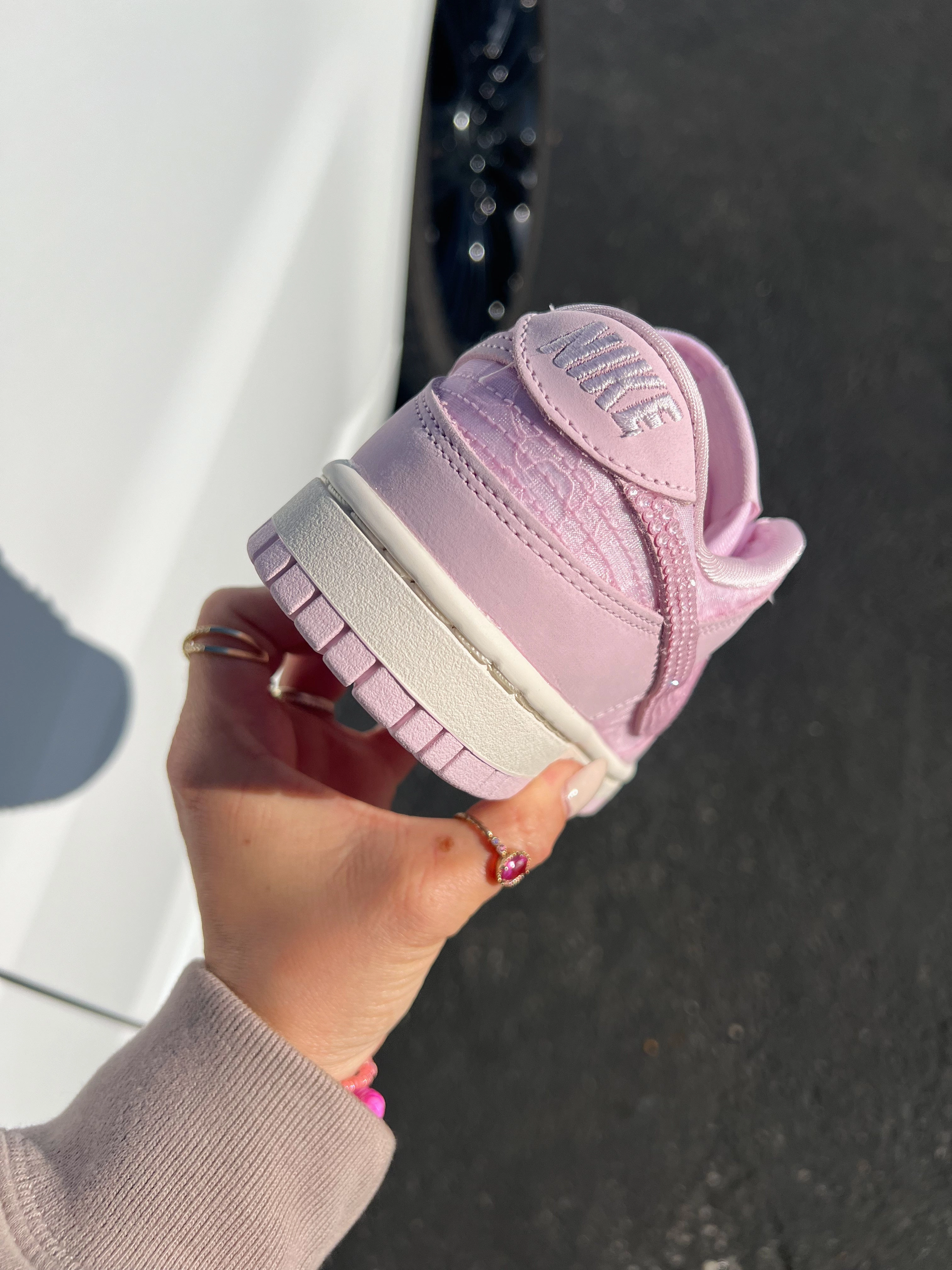 Pink Lace Special Edition Swarovski Womens Nike Dunk Shoes Low Top Design Comfortable Design Shoes