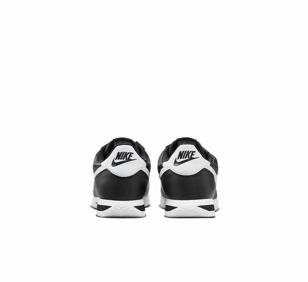 Group Pace Ergo Build Nike Cortez