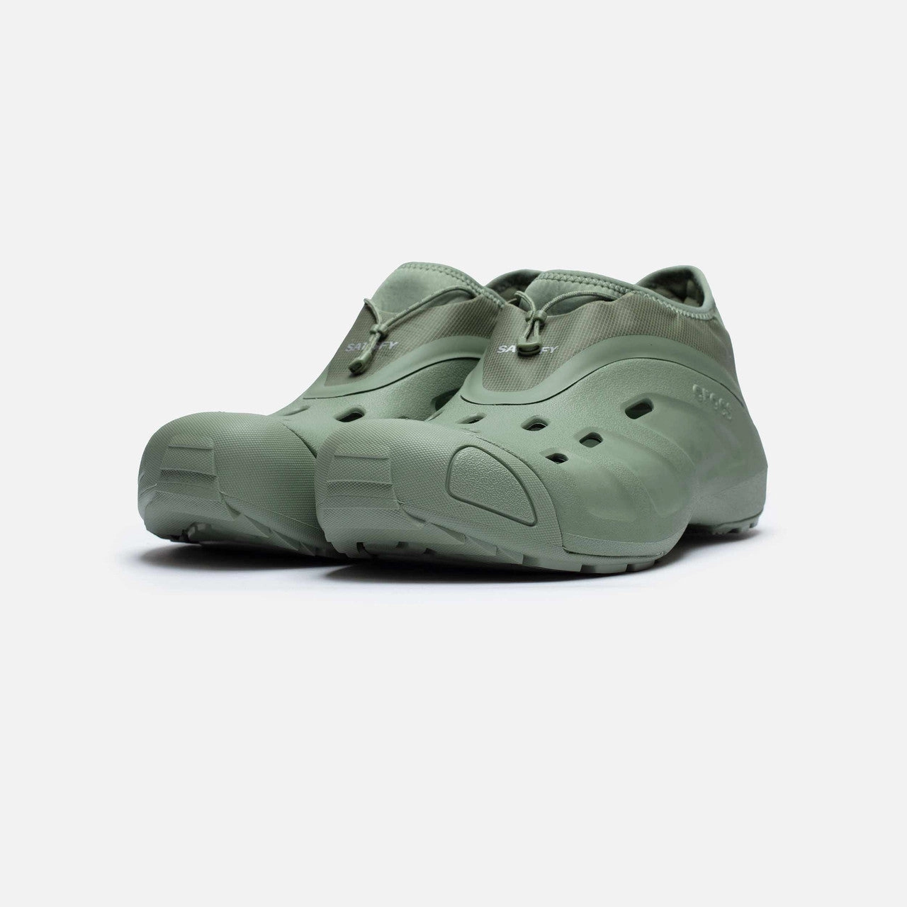 Reinforced Seams Quick Trail x Satisfy