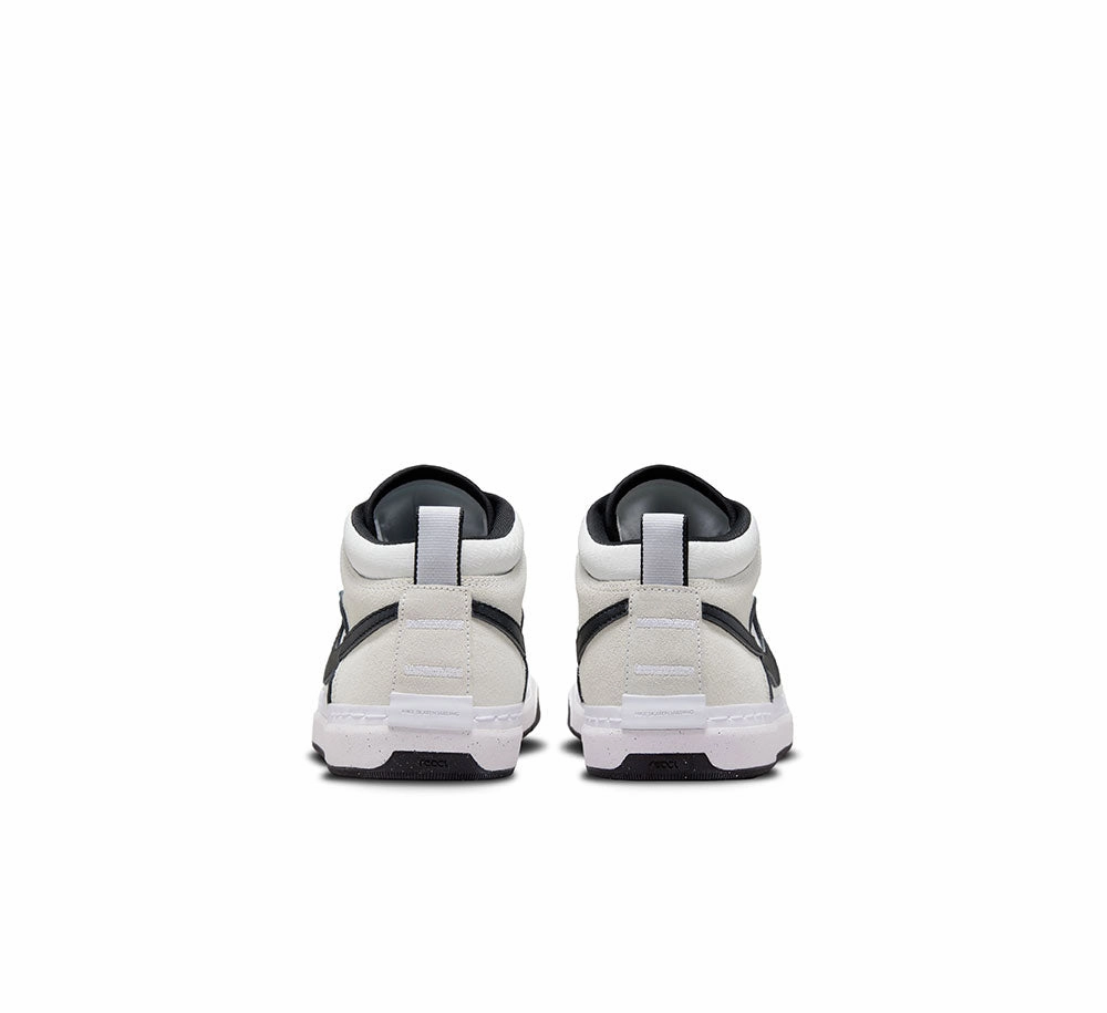 NIKE SB LEO Adult Wear Fun Hike